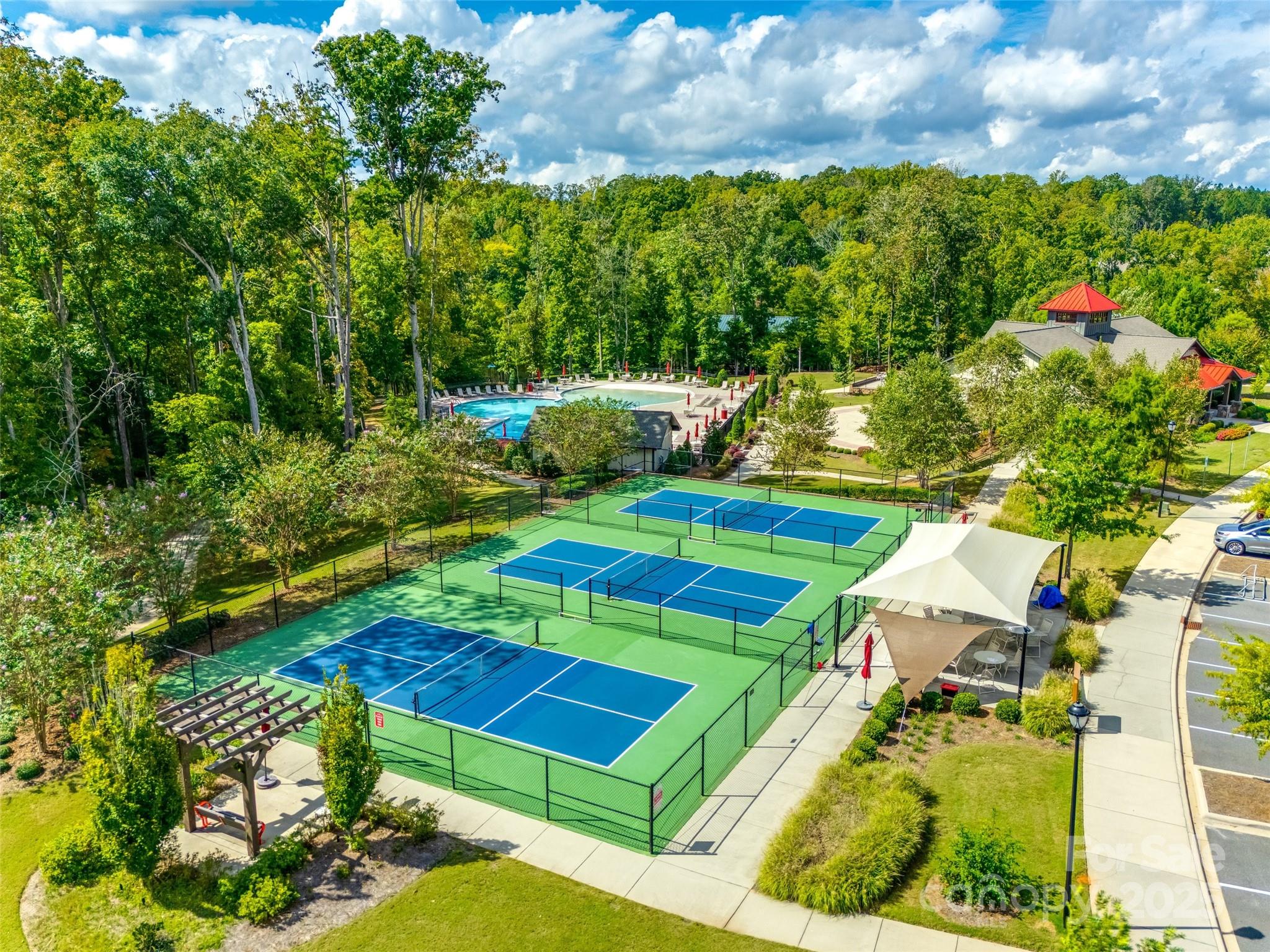 property viewer photo 32