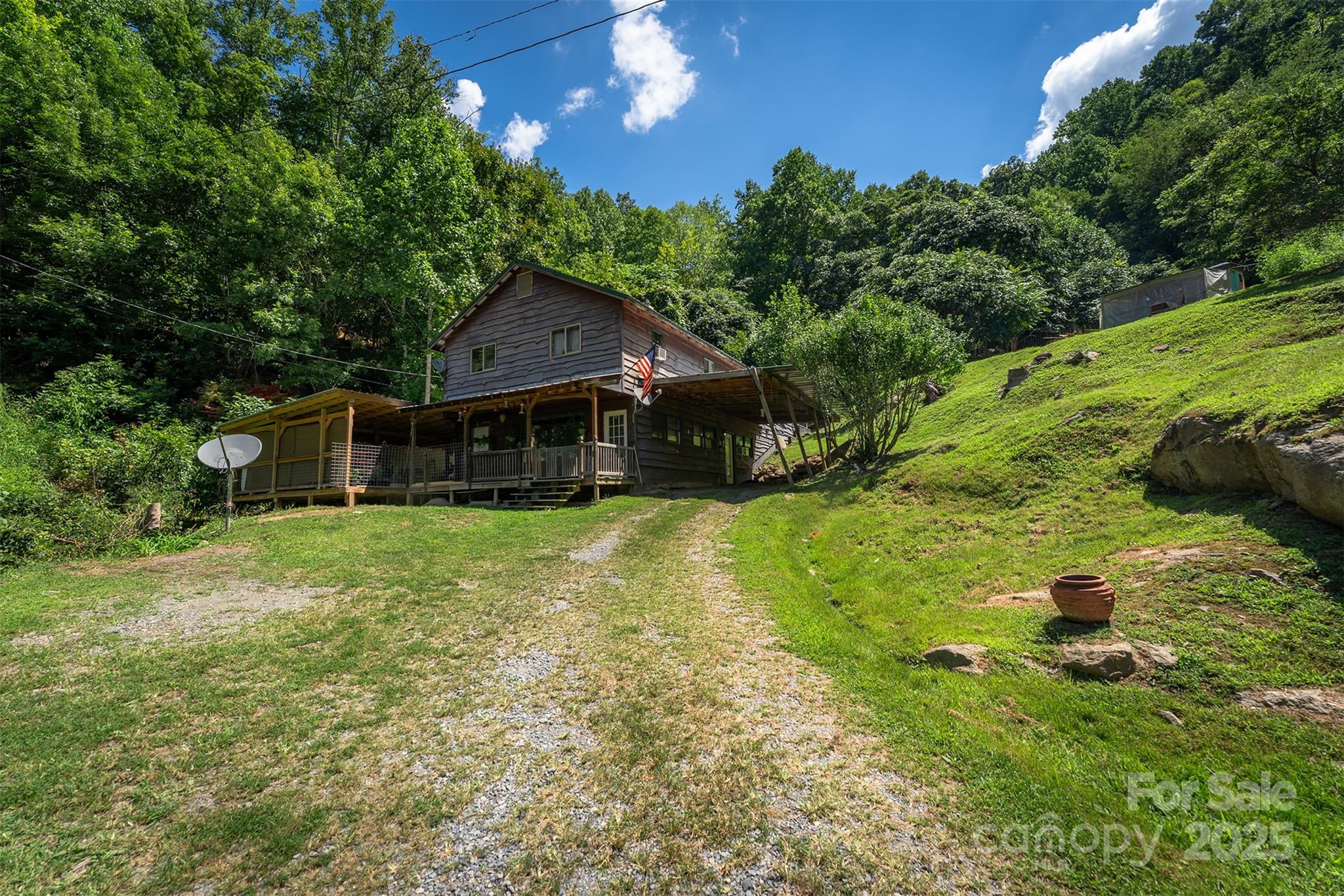 main property photo 2