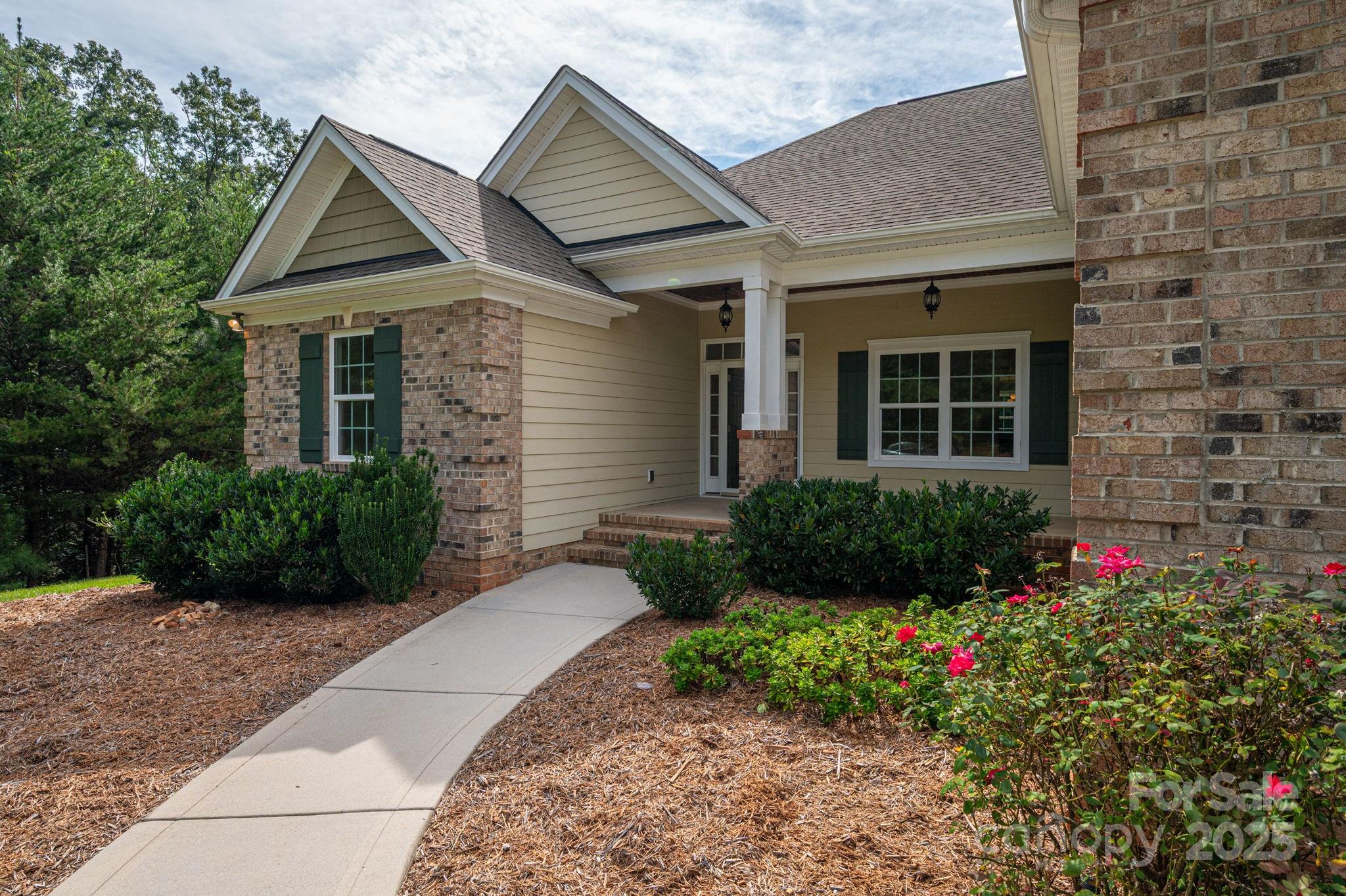 property viewer photo 10