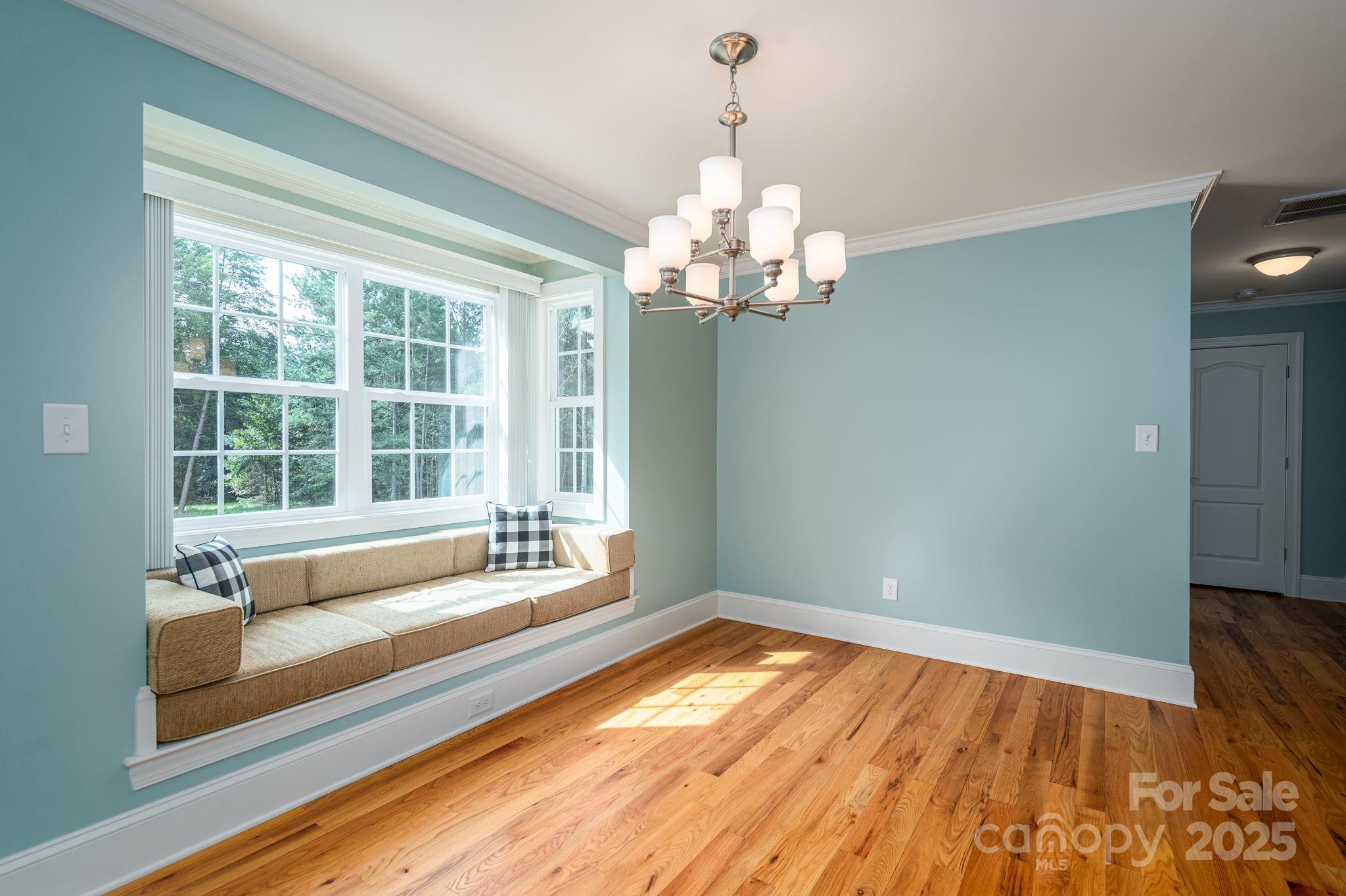 property viewer photo 19