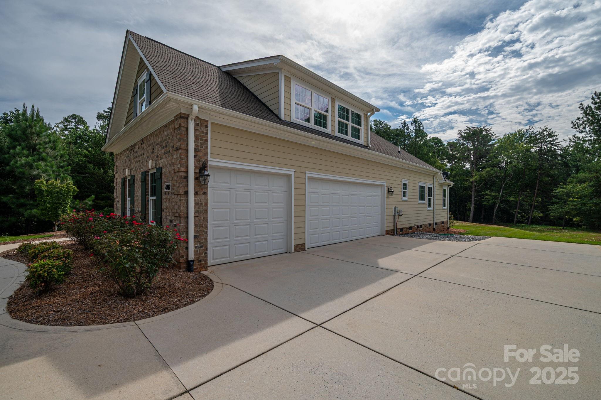property viewer photo 38