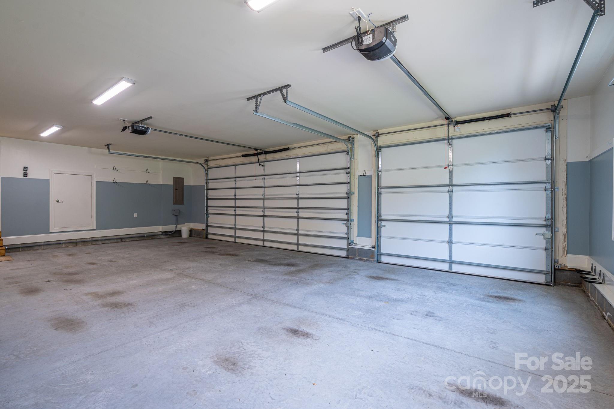 property viewer photo 40