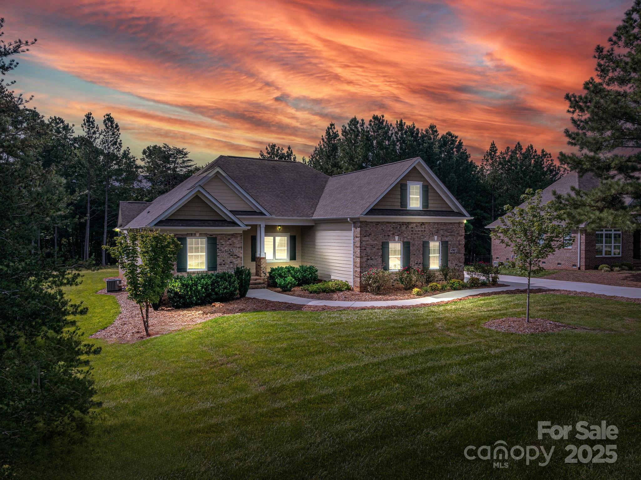 property viewer photo 7