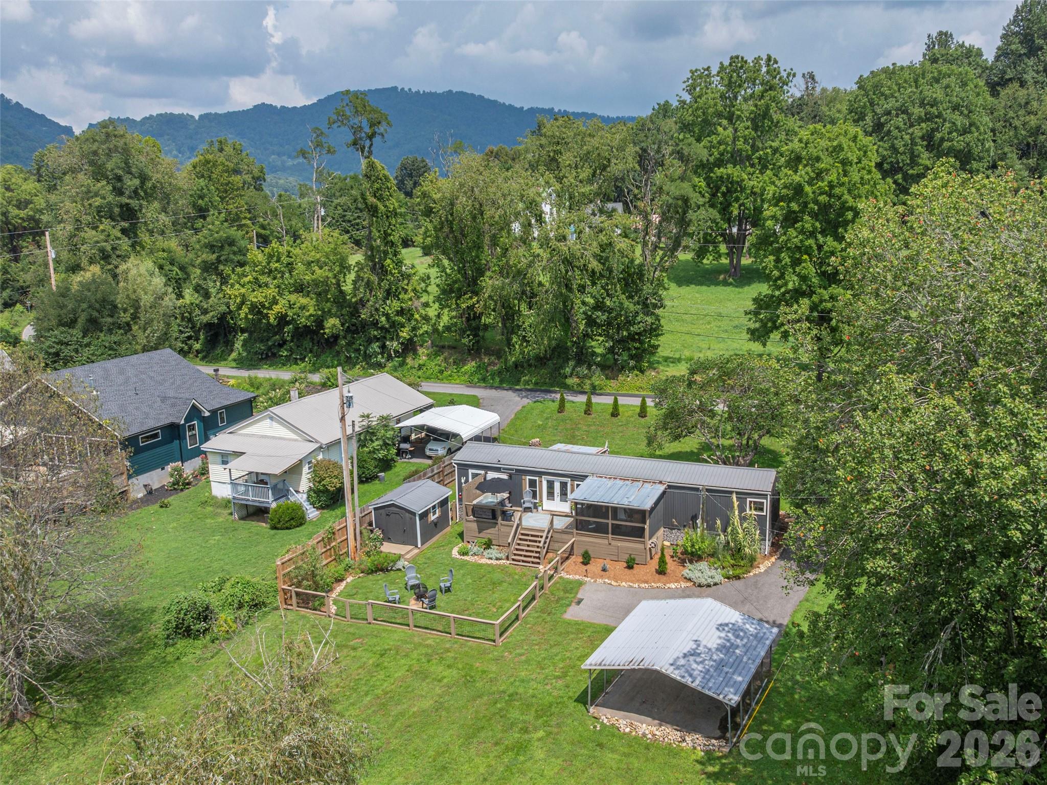 main property photo 41