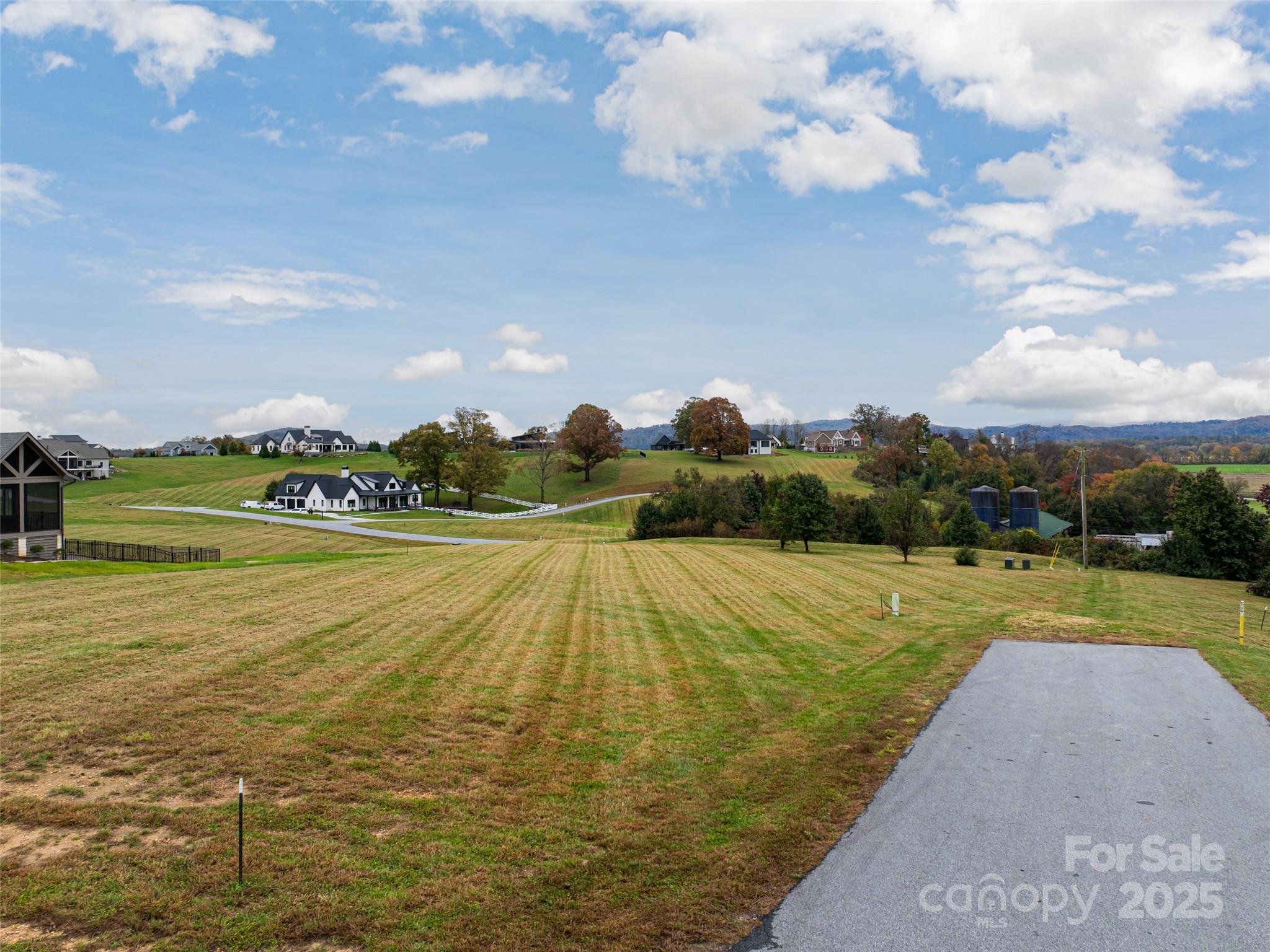 main property photo 24
