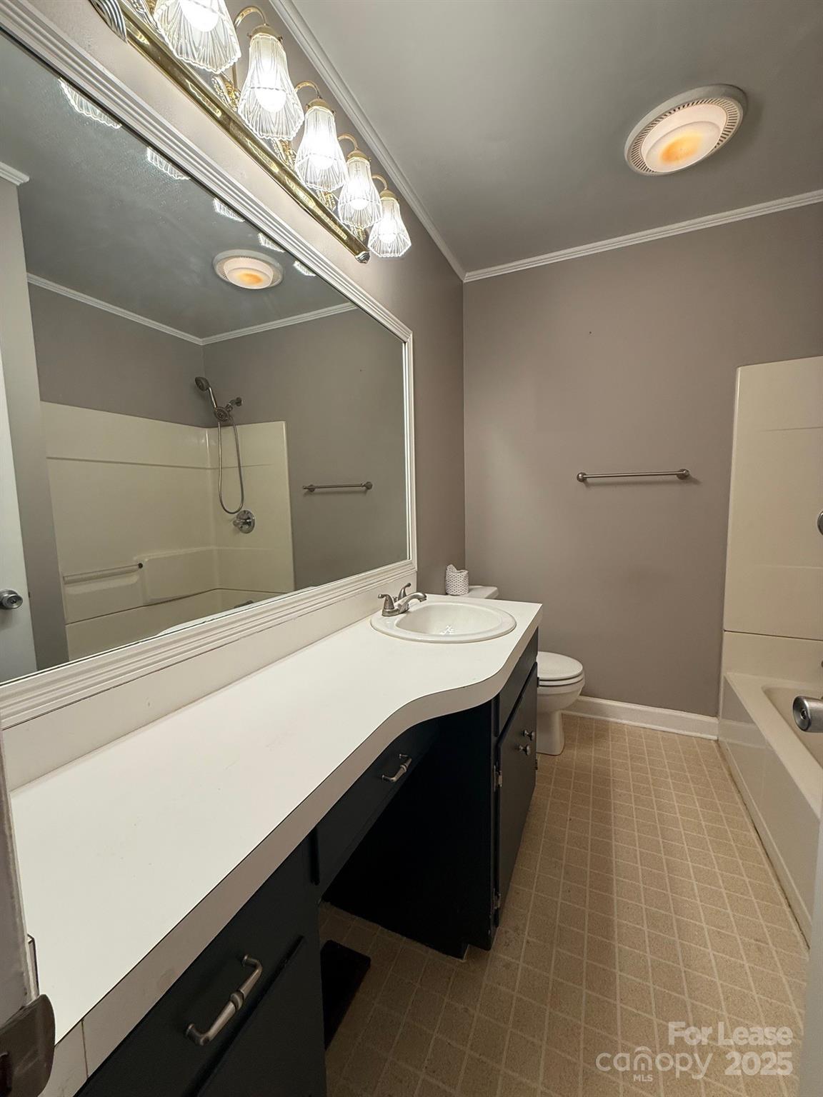 property viewer photo 11