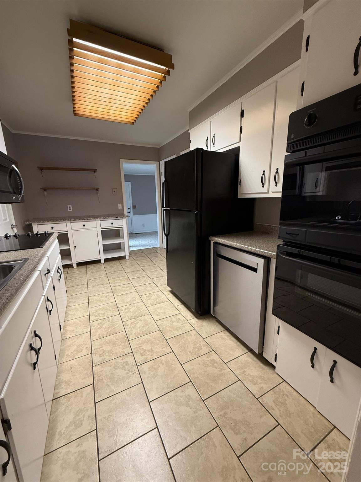 property viewer photo 5