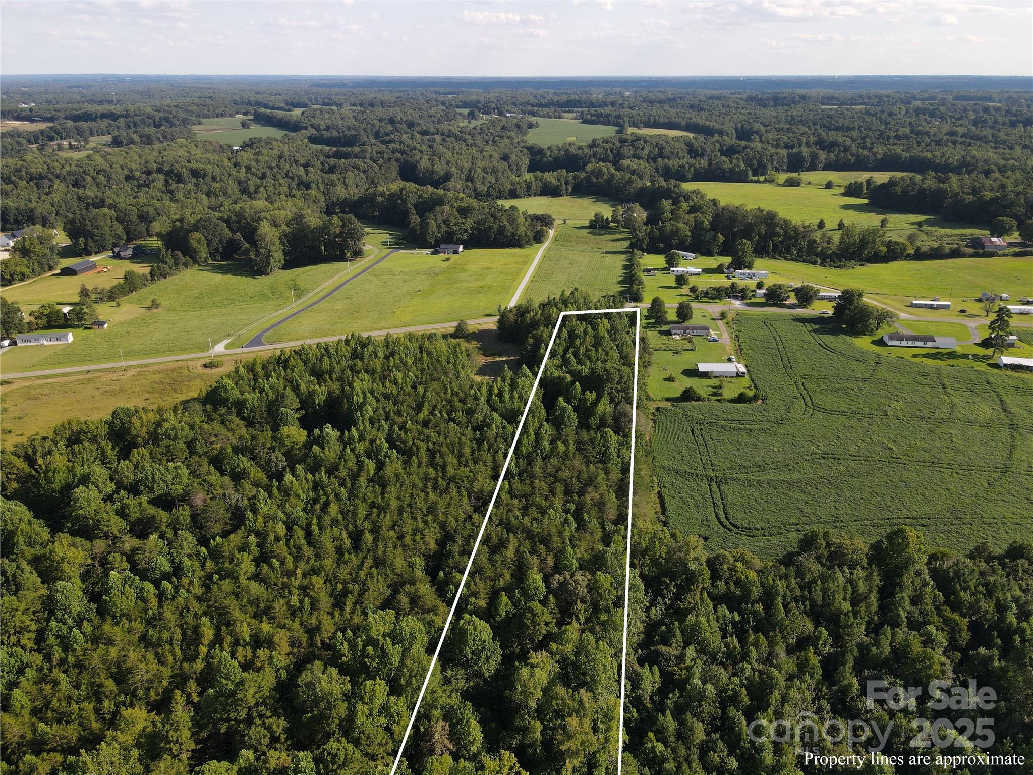 main property photo 28