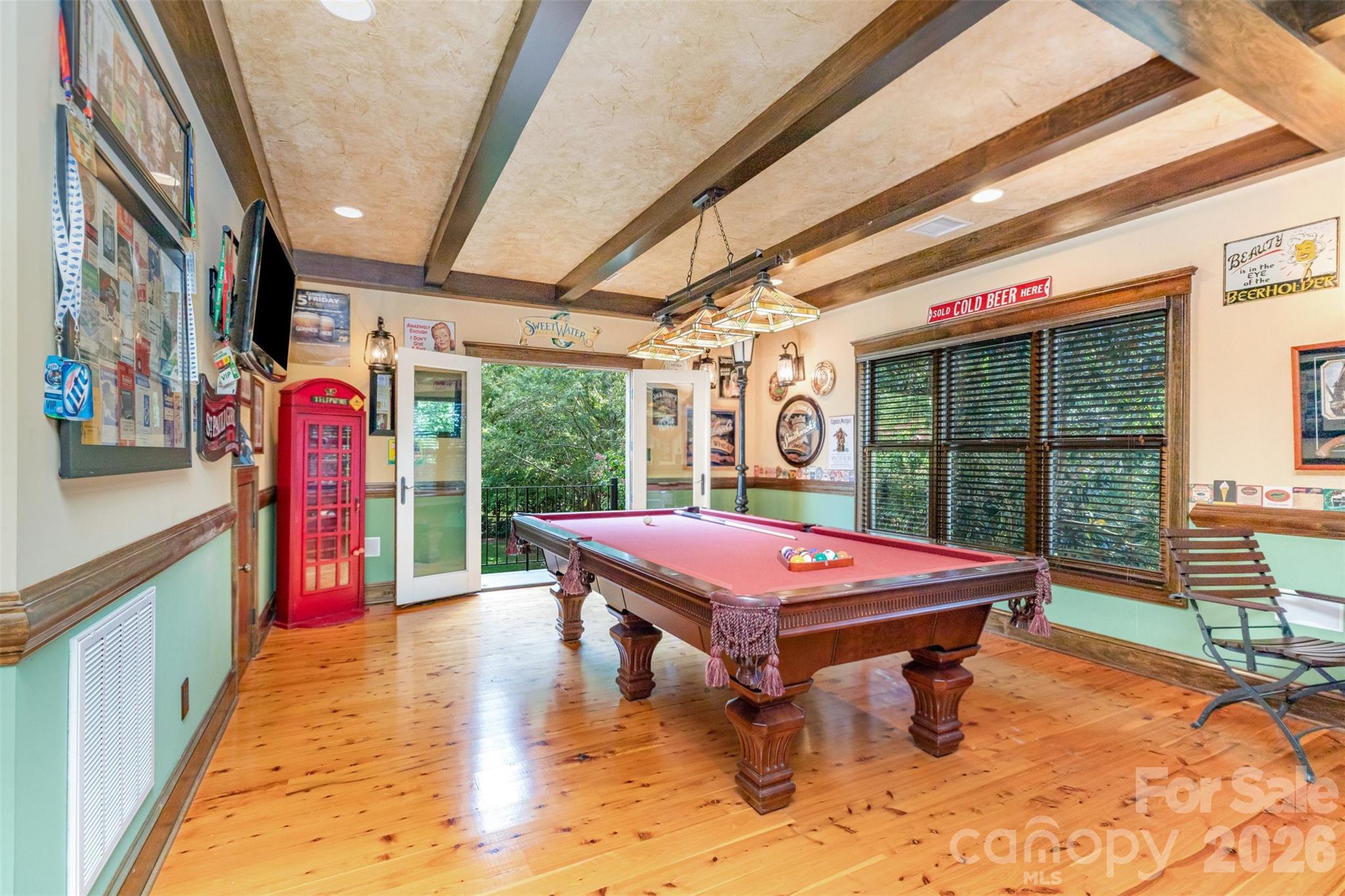main property photo 8