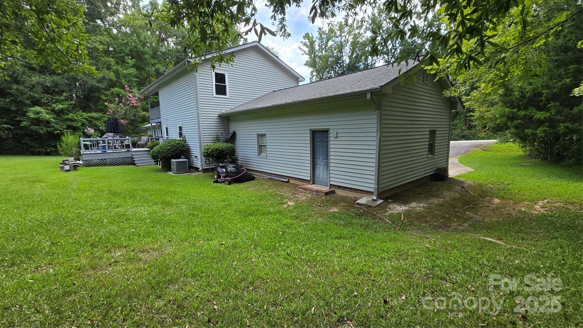 main property photo 42