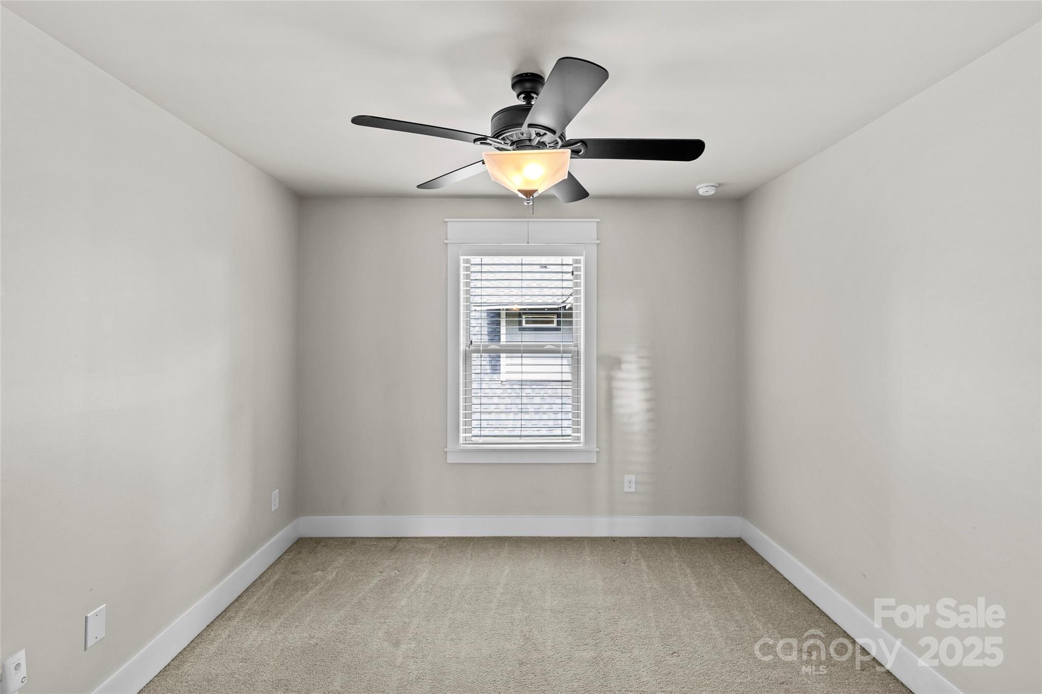 property viewer photo 21