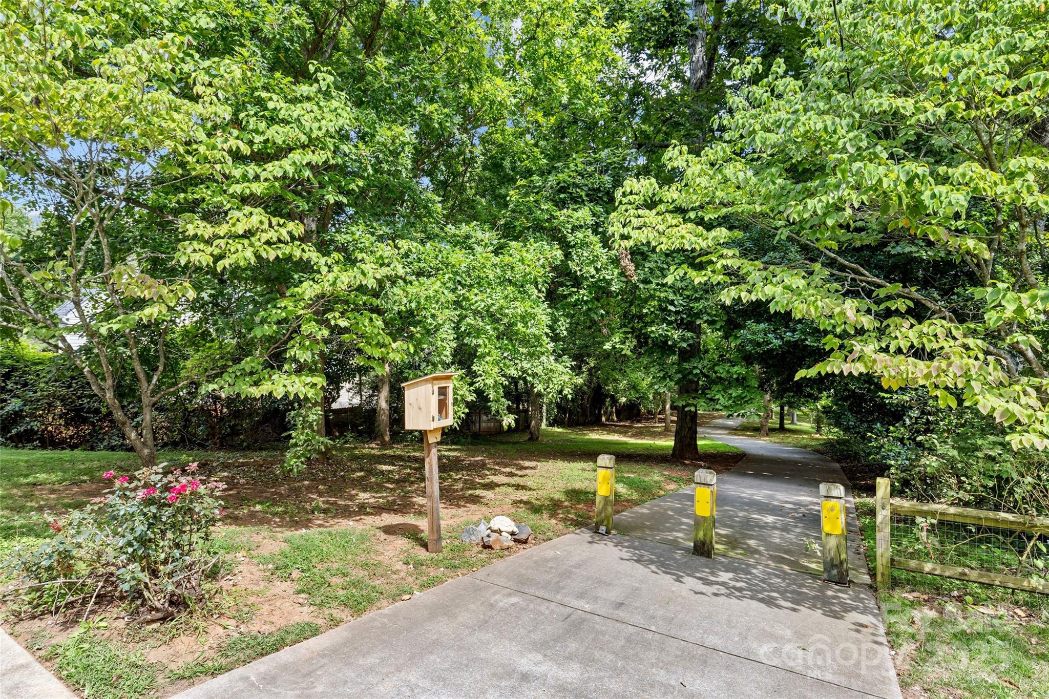 property viewer photo 28
