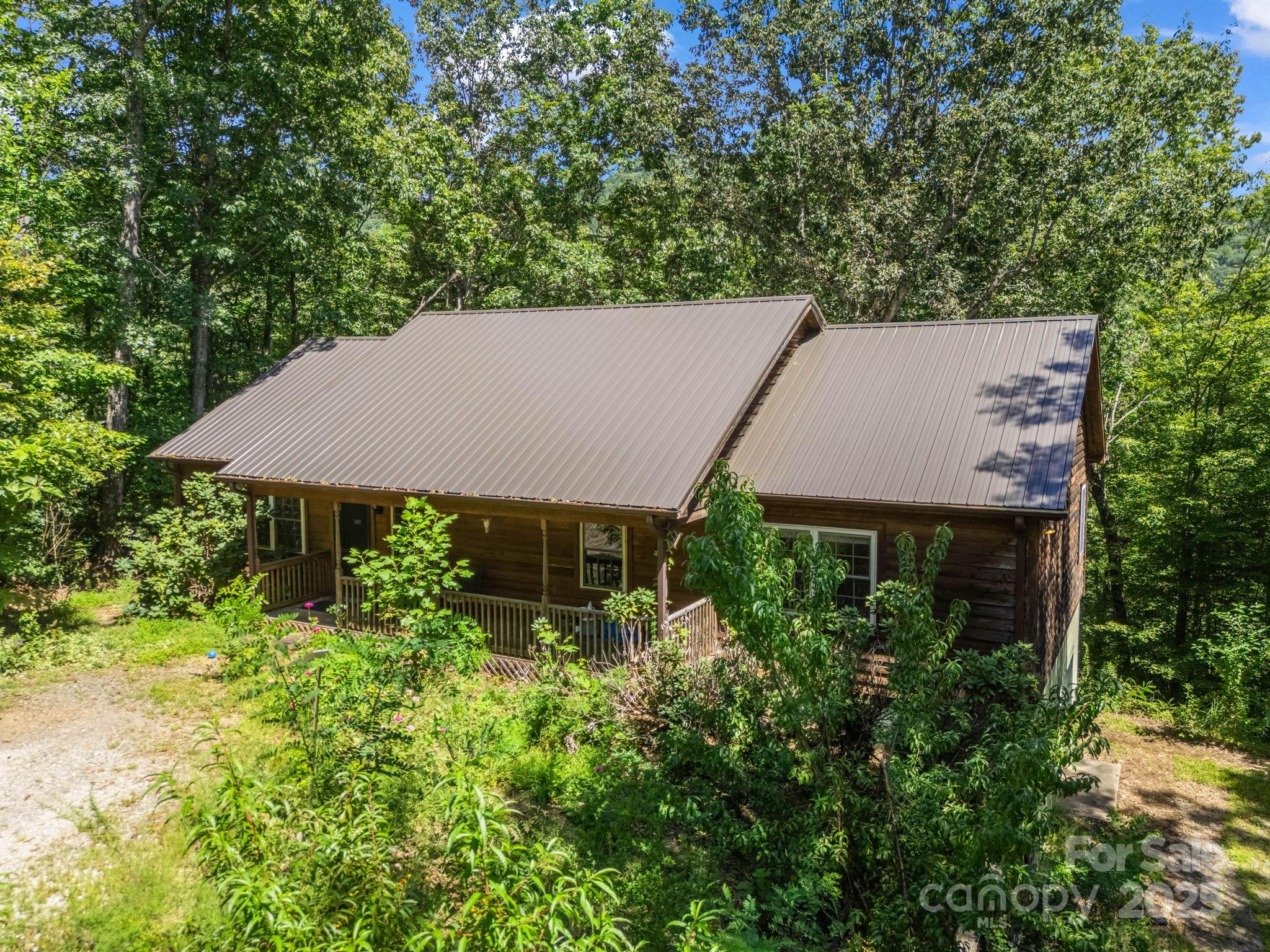 main property photo 7