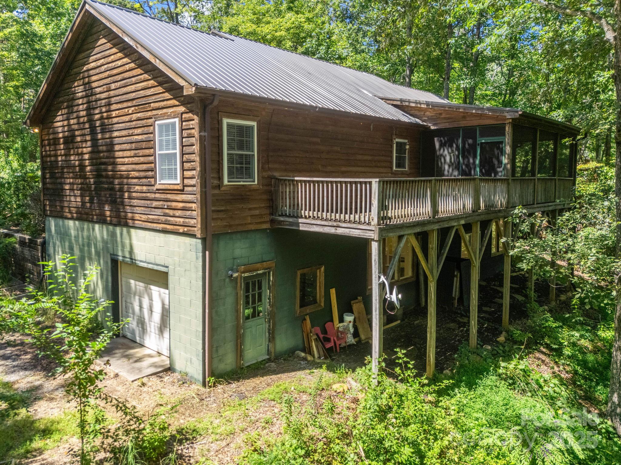 main property photo 8