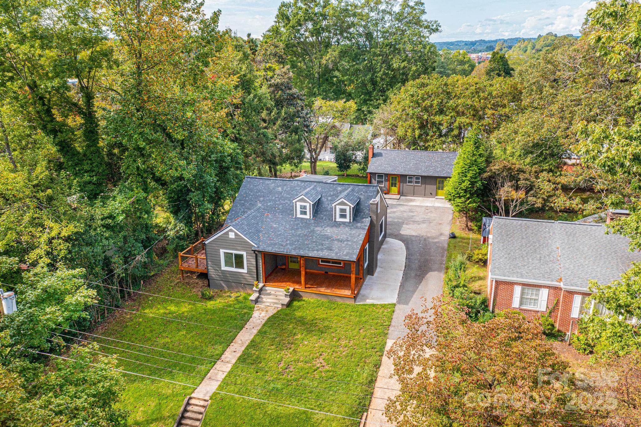 main property photo 2