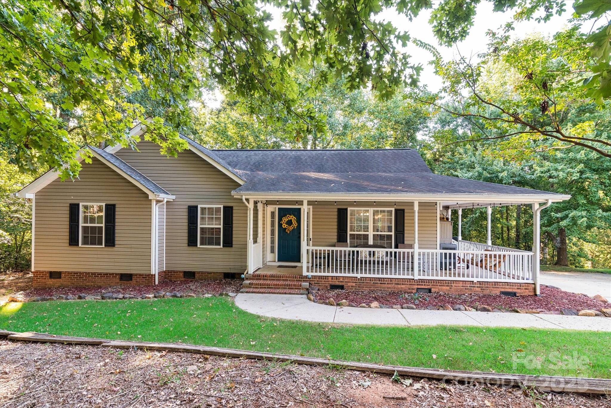 main property photo 3