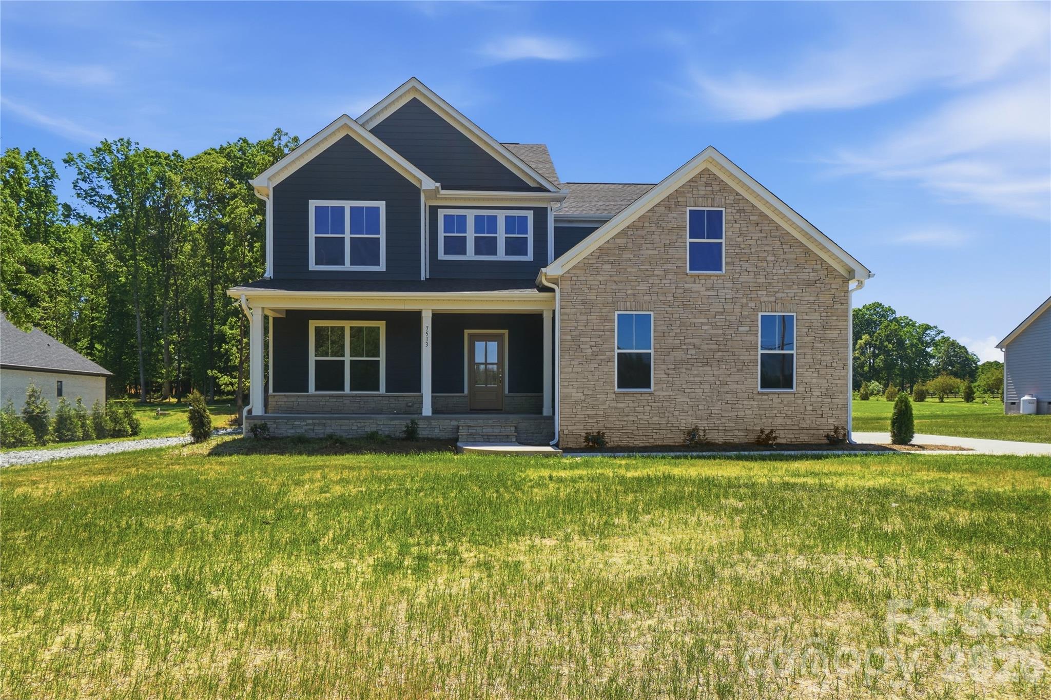 main property photo 13
