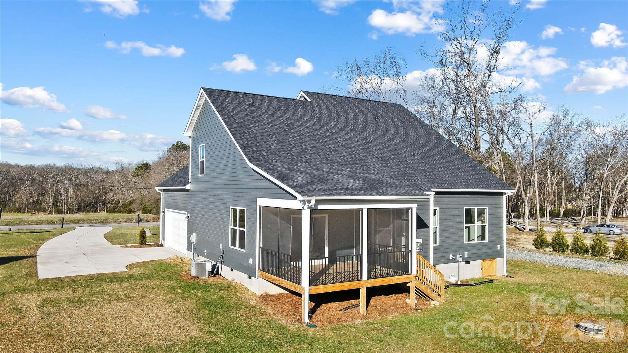 main property photo 41