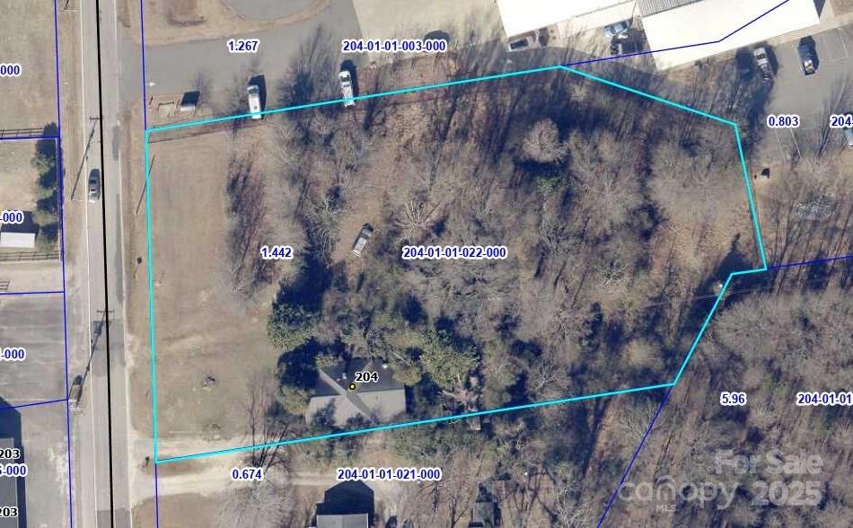 main property photo 5