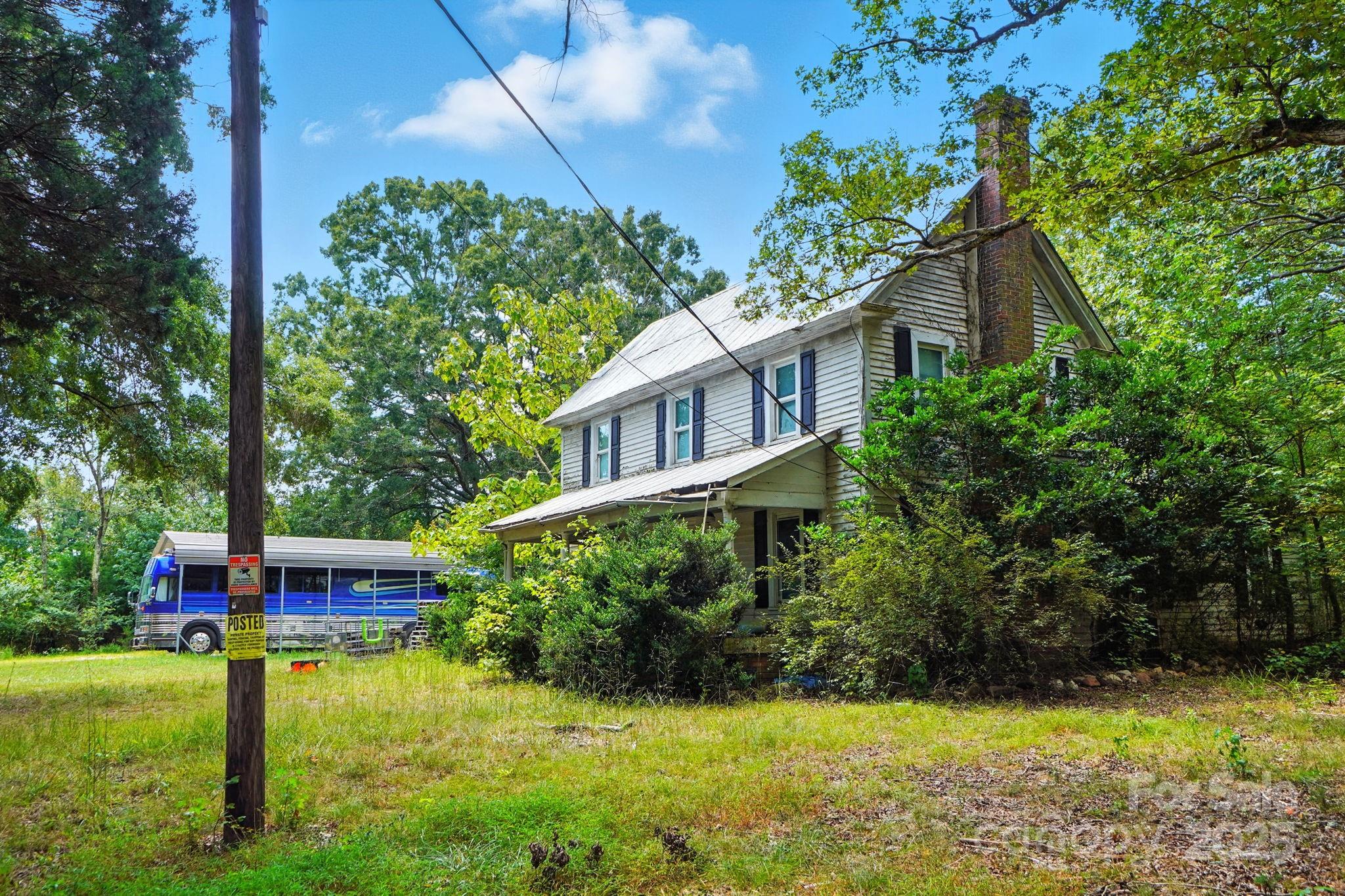 main property photo 22