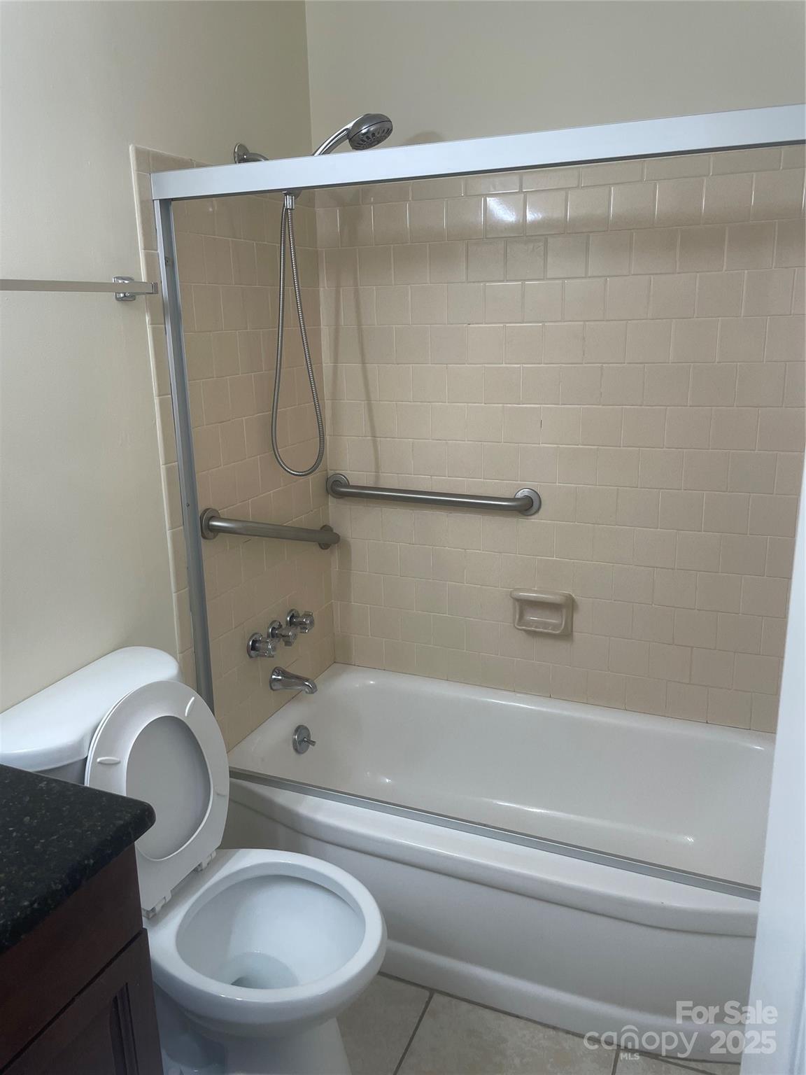 property viewer photo 11
