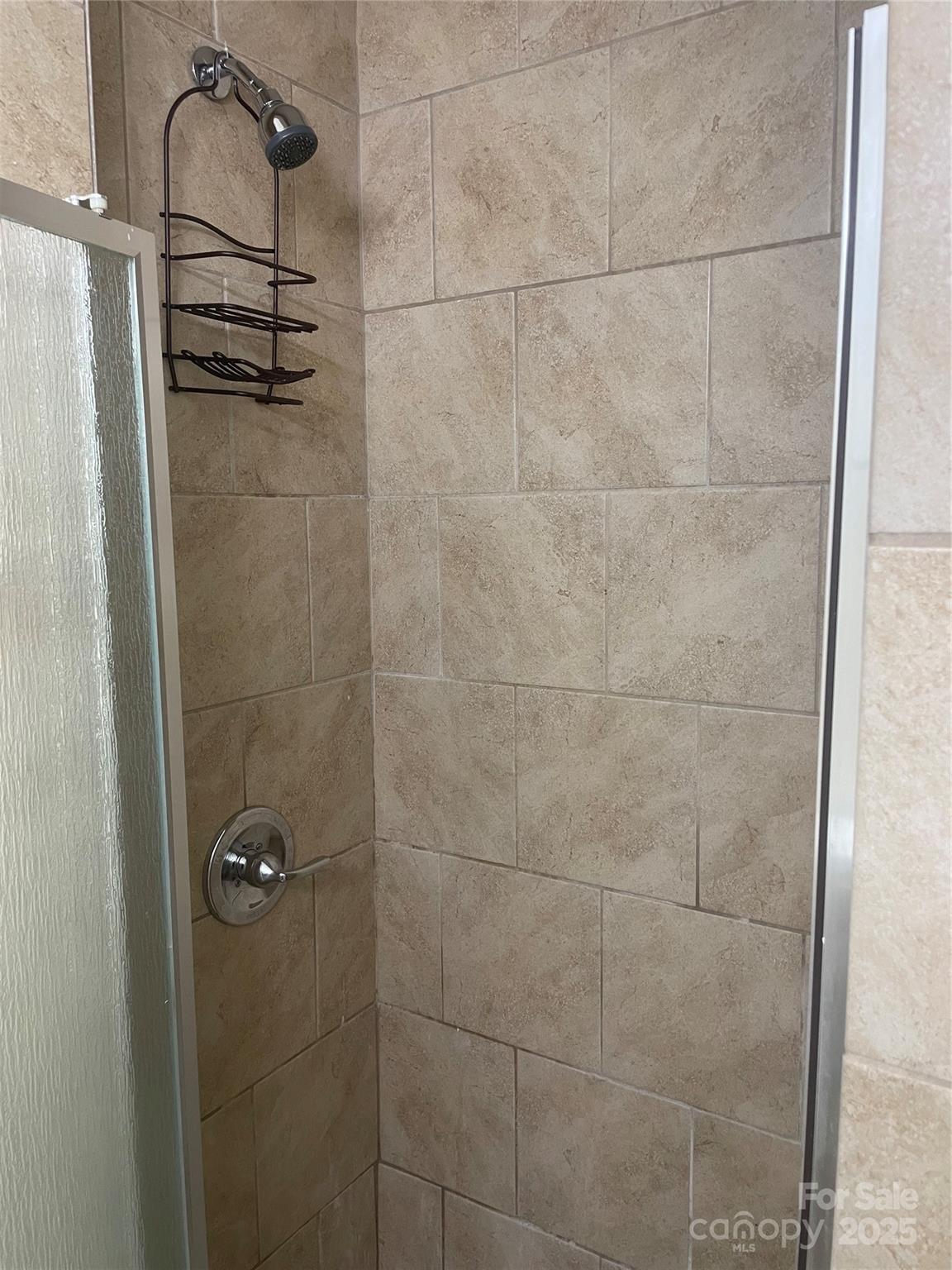 property viewer photo 8