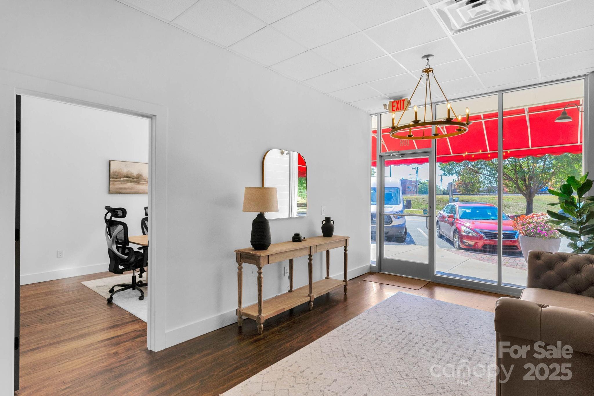 property viewer photo 1