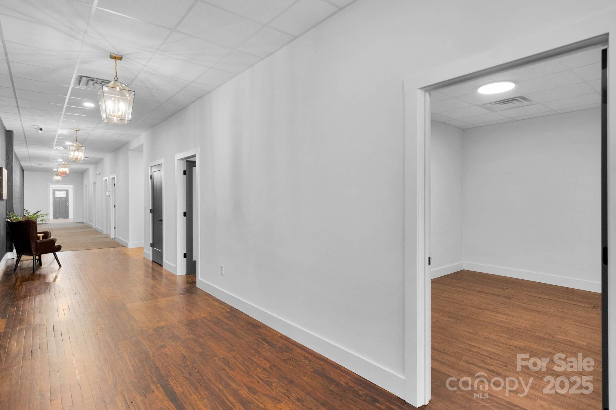 property viewer photo 13
