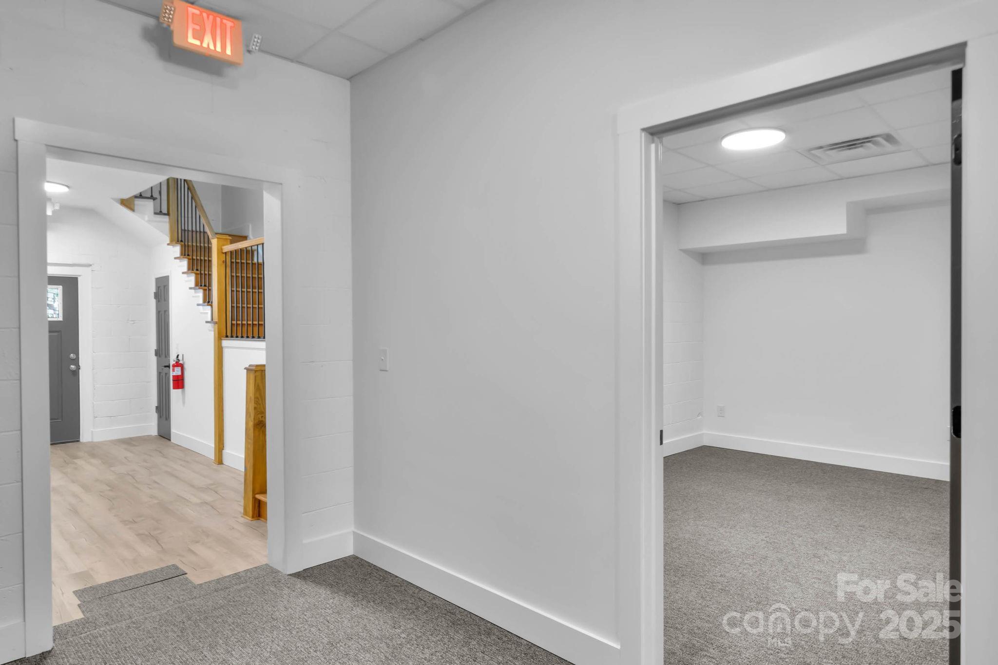 property viewer photo 28
