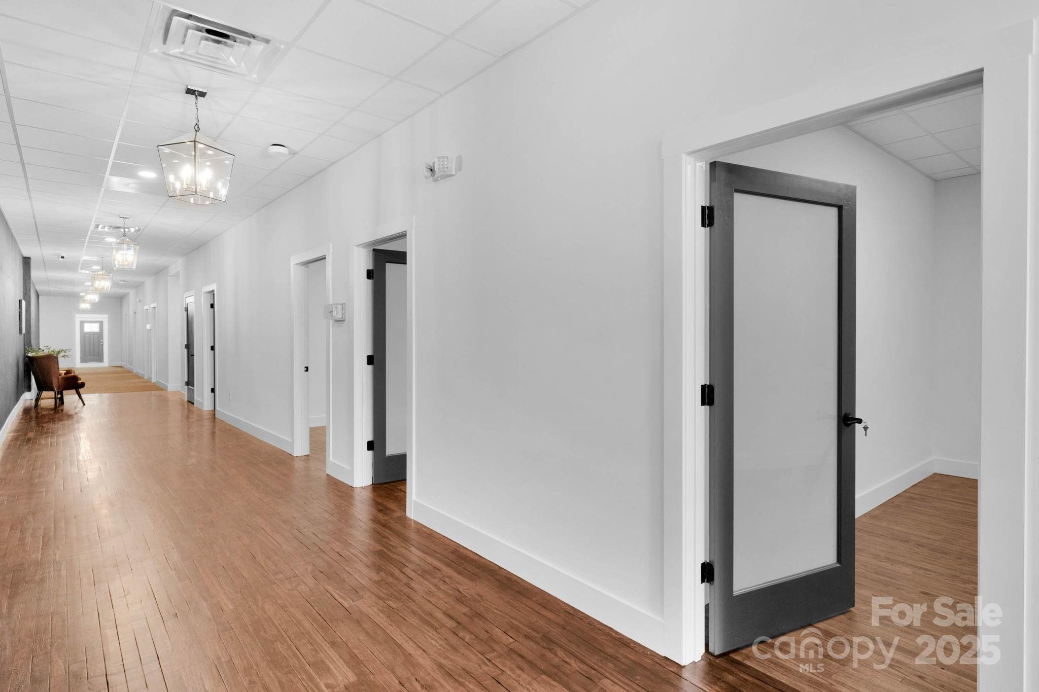 property viewer photo 7