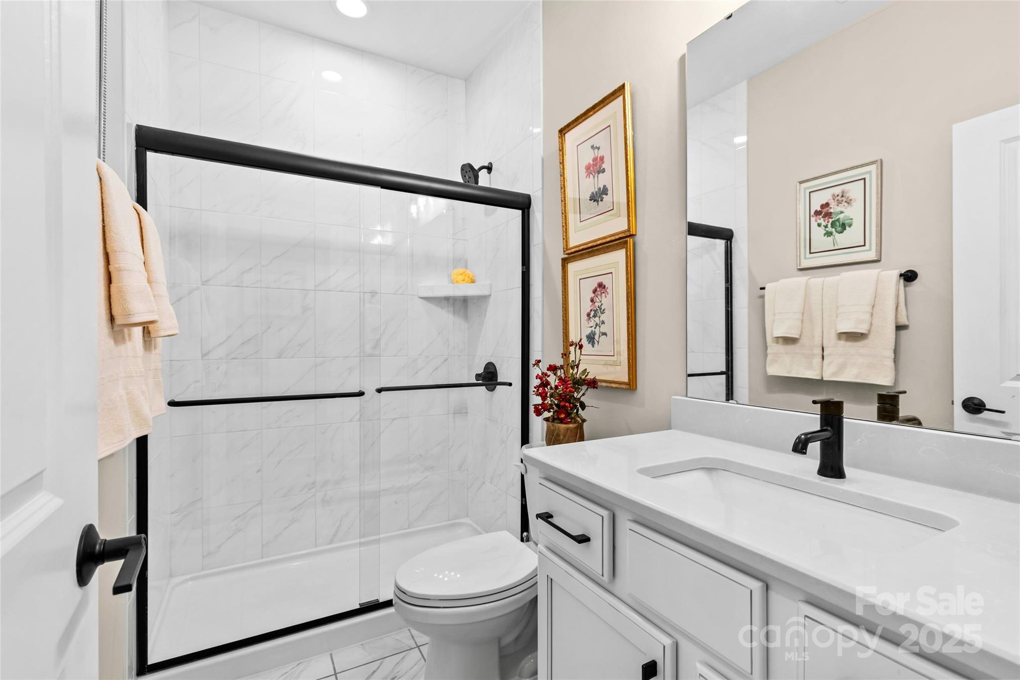 property viewer photo 22