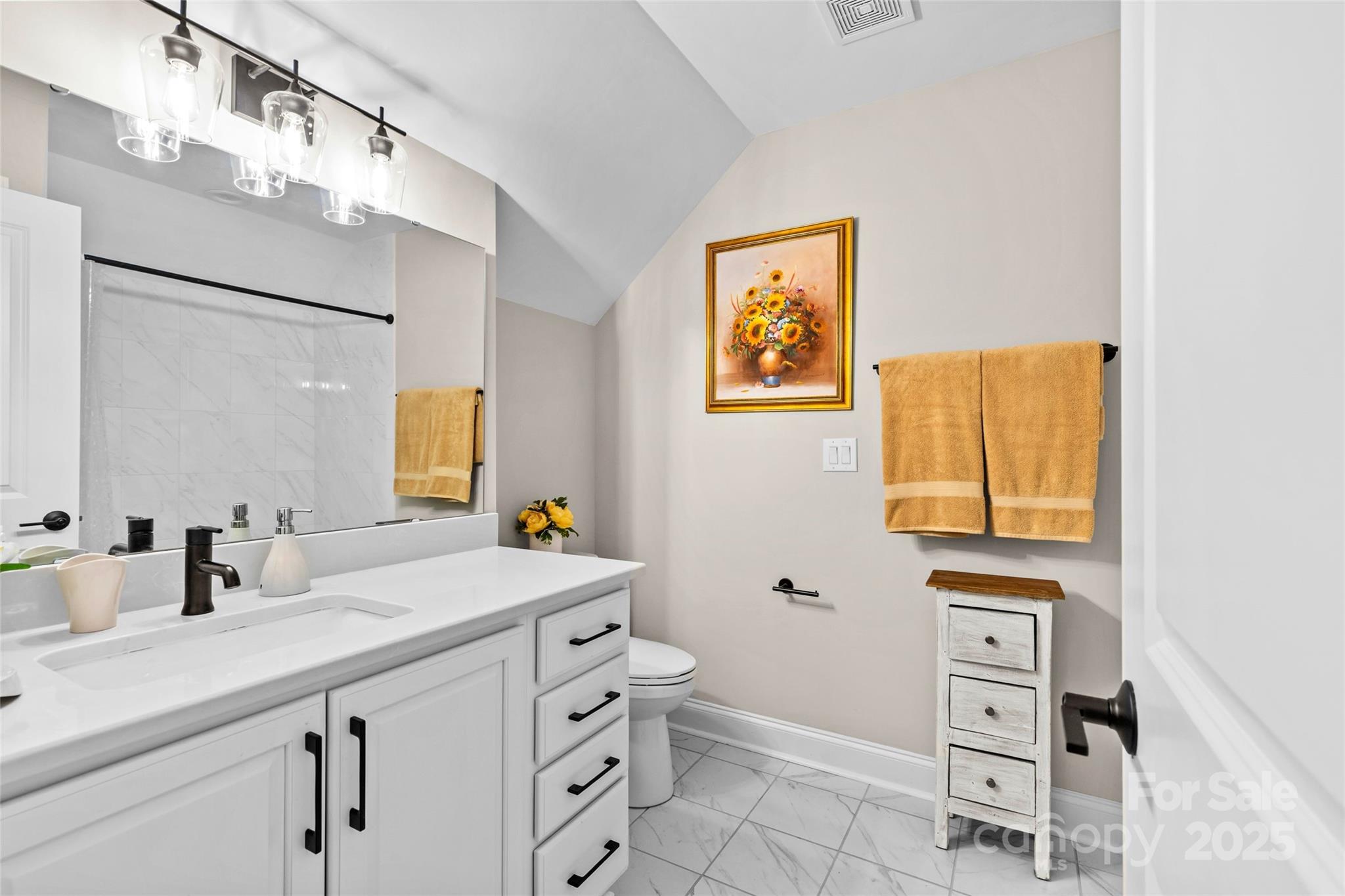property viewer photo 26