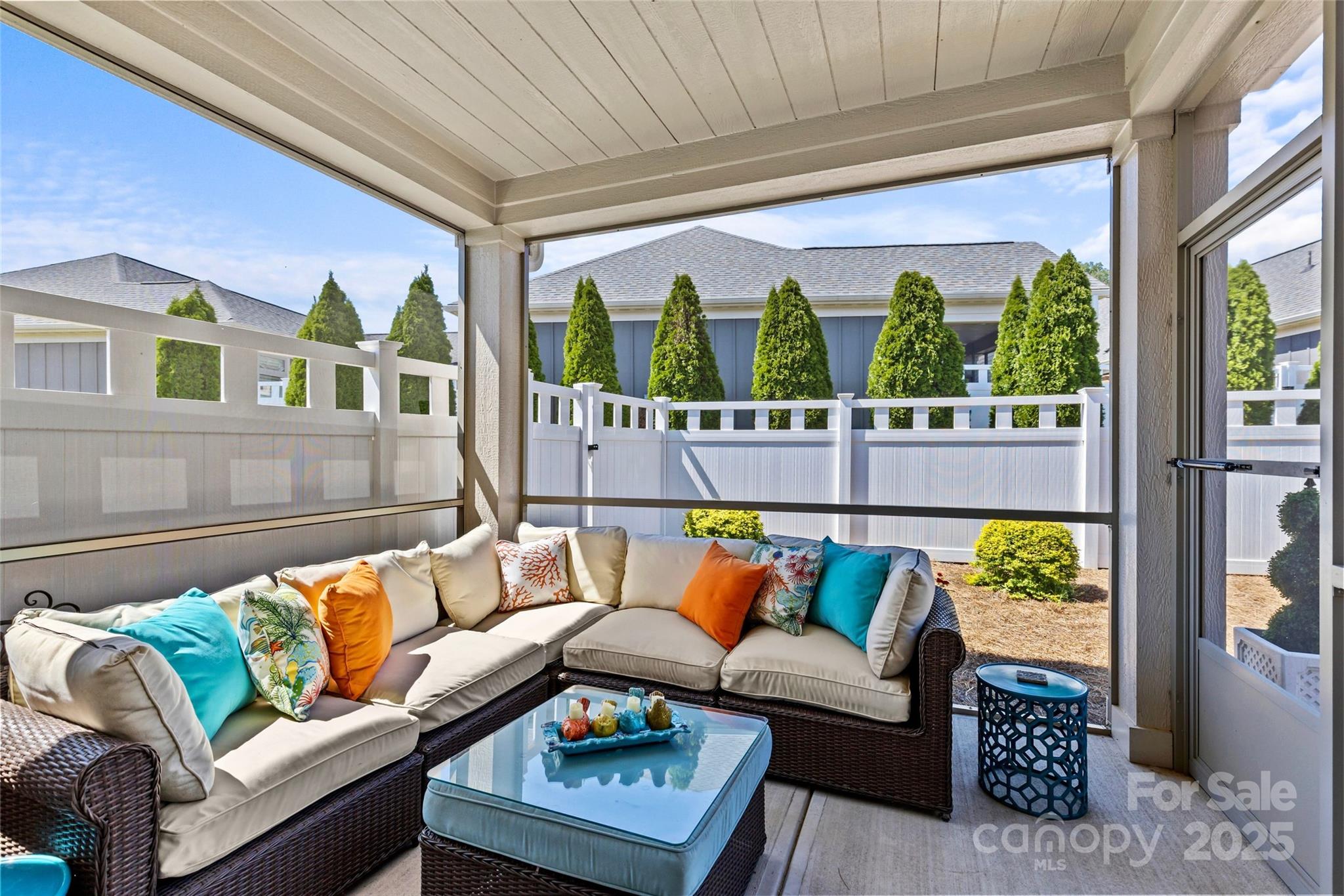 property viewer photo 29