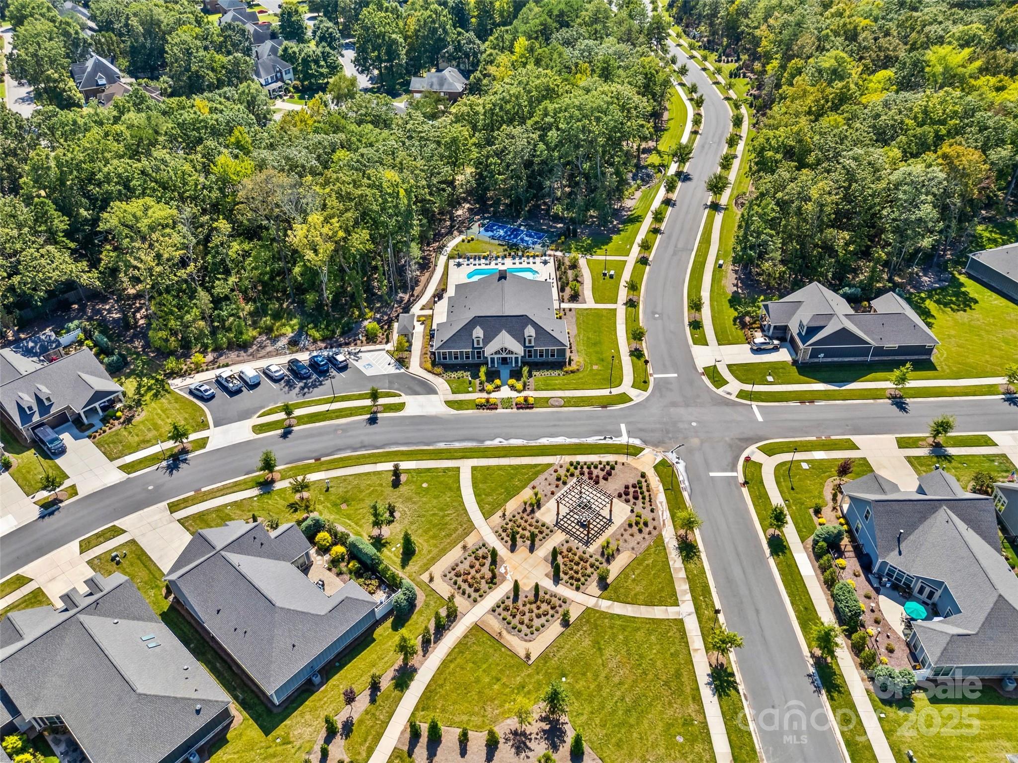 property viewer photo 30