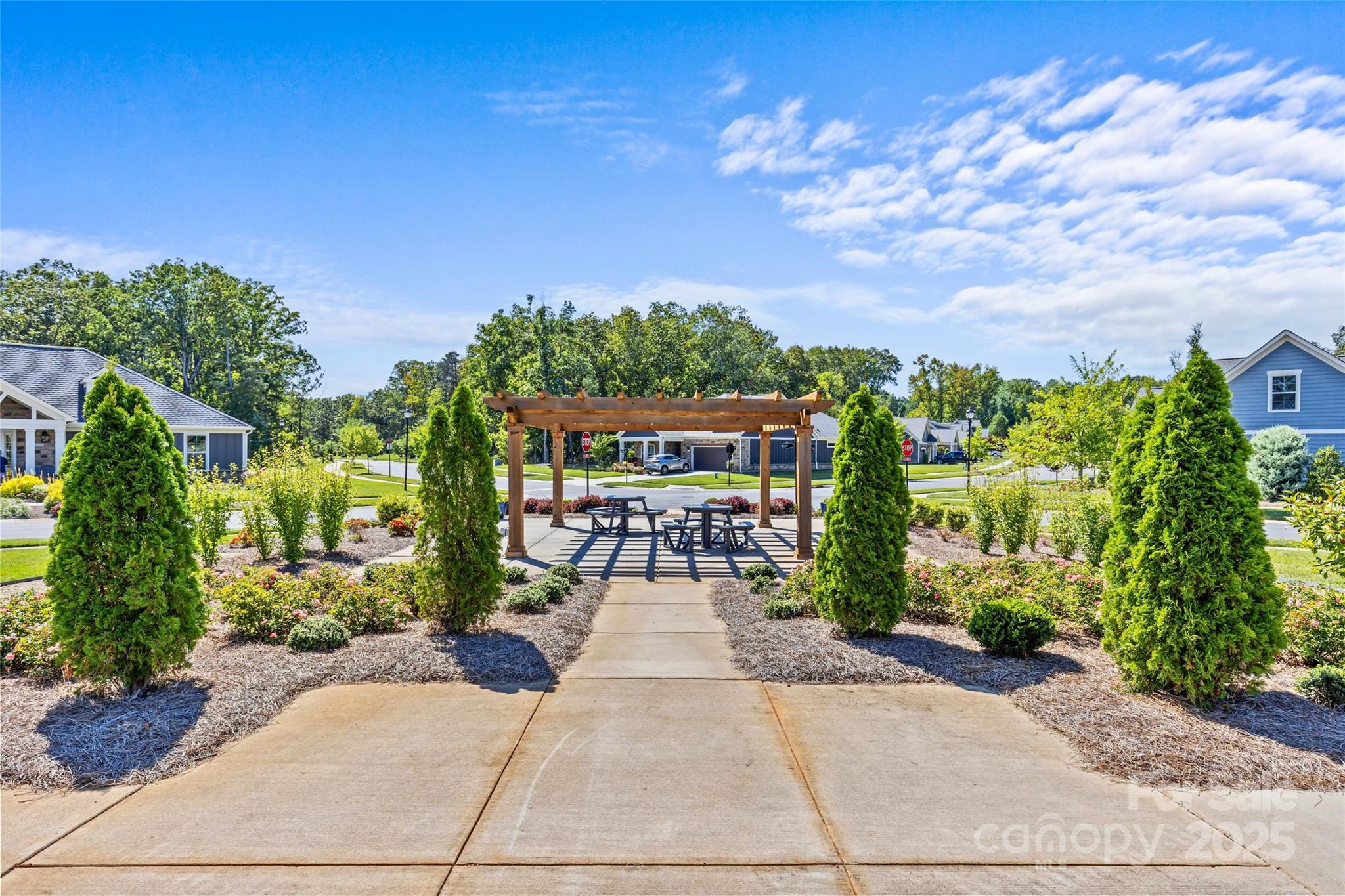 property viewer photo 31