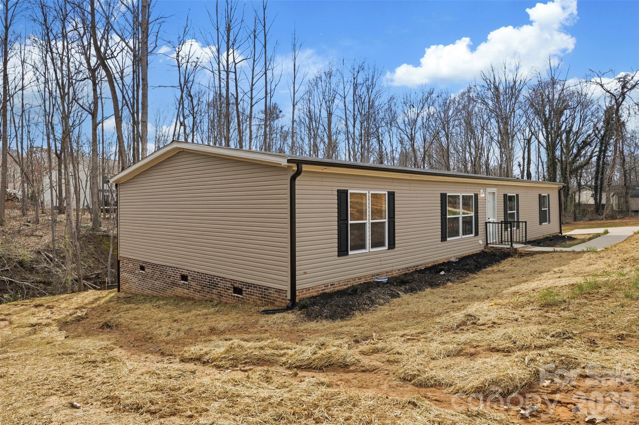 main property photo 36