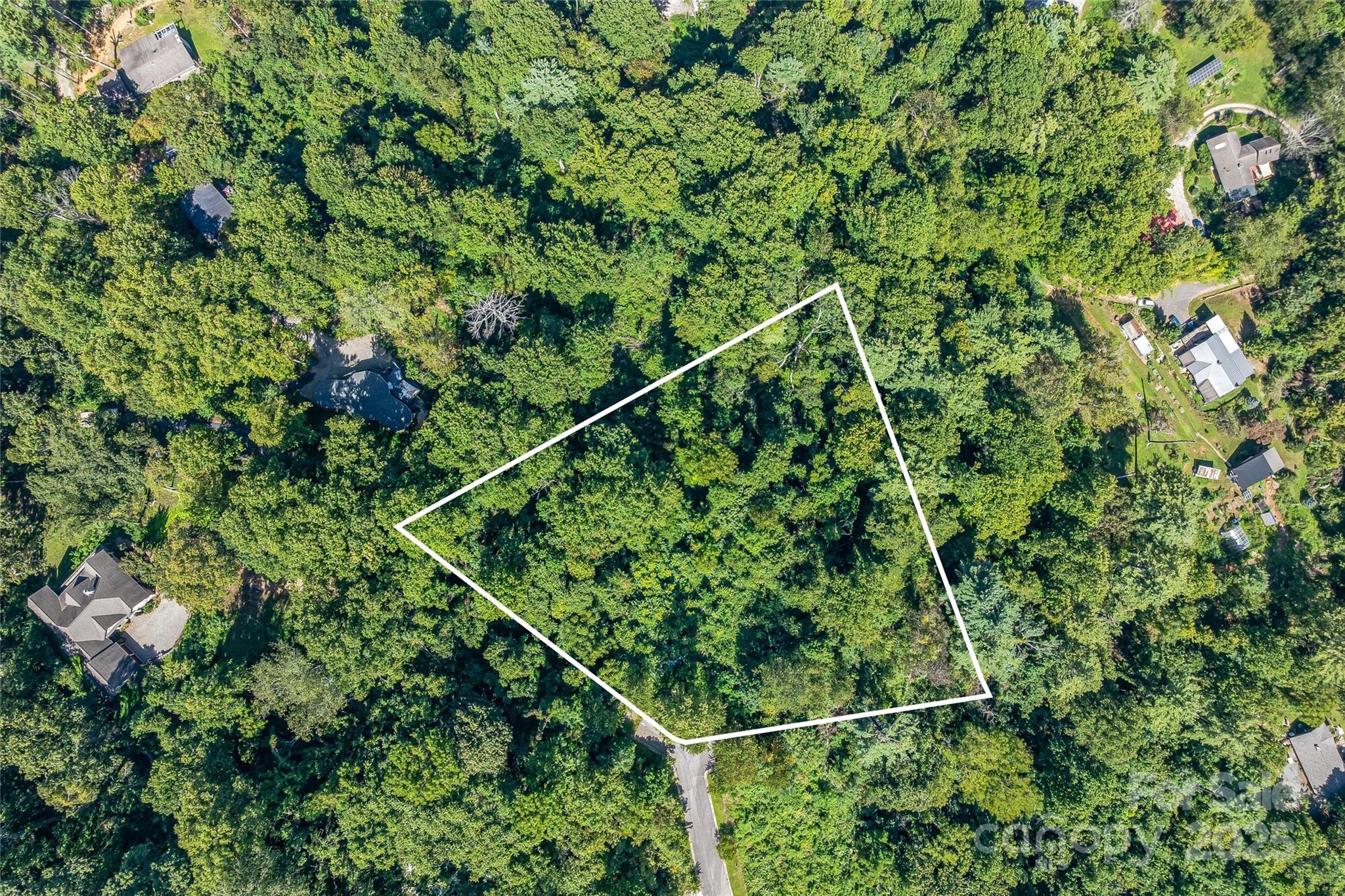 main property photo 16
