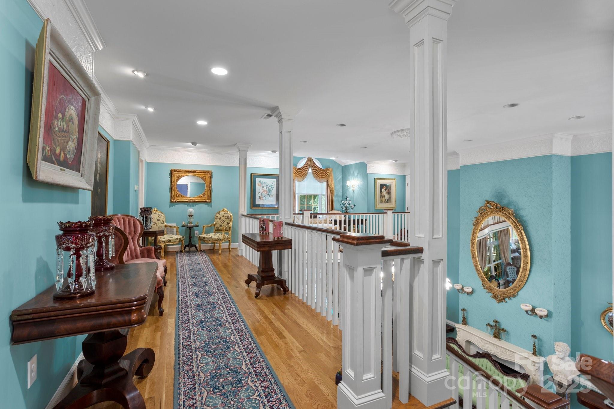 main property photo 19