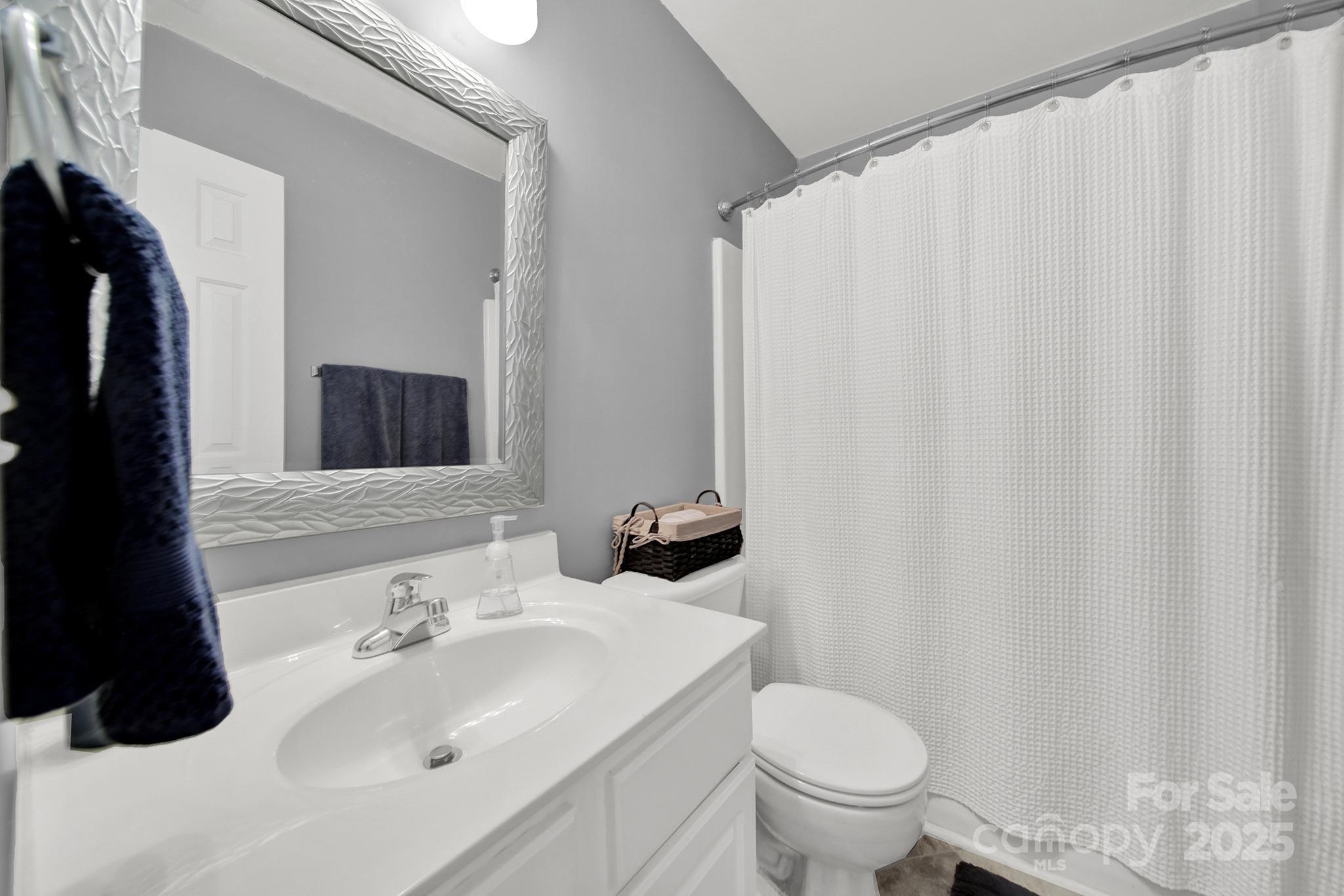 property viewer photo 17