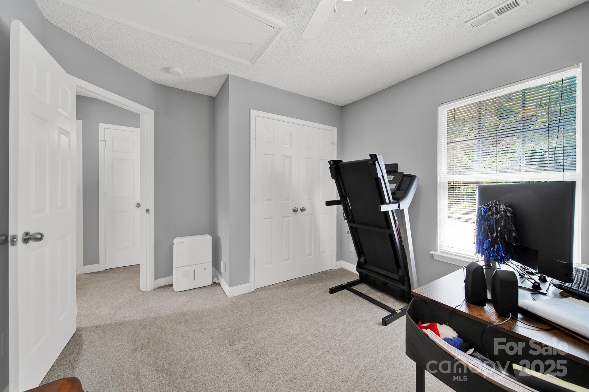 property viewer photo 19
