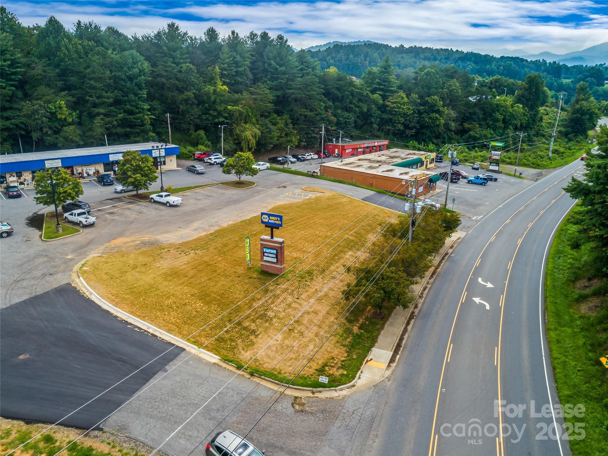 main property photo 5