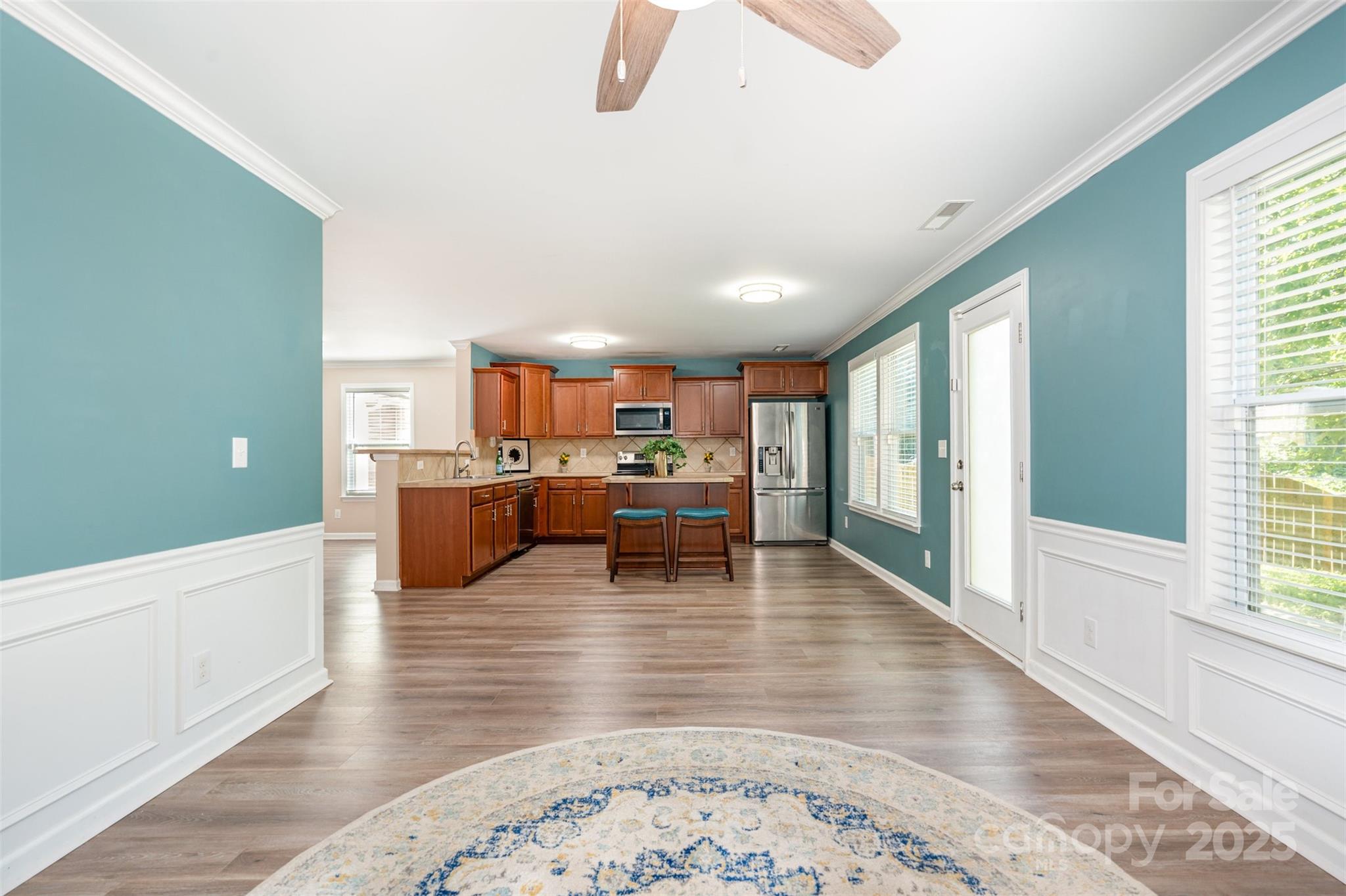 property viewer photo 10