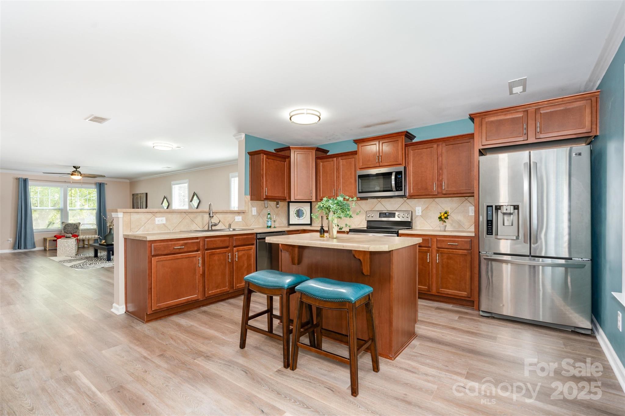 property viewer photo 13