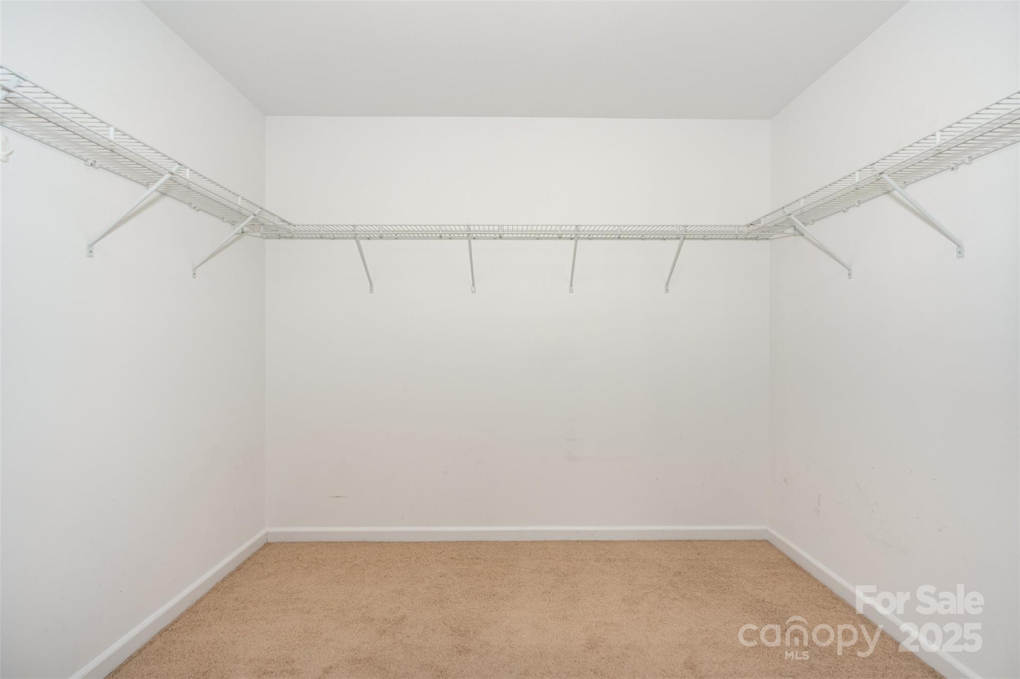 property viewer photo 20