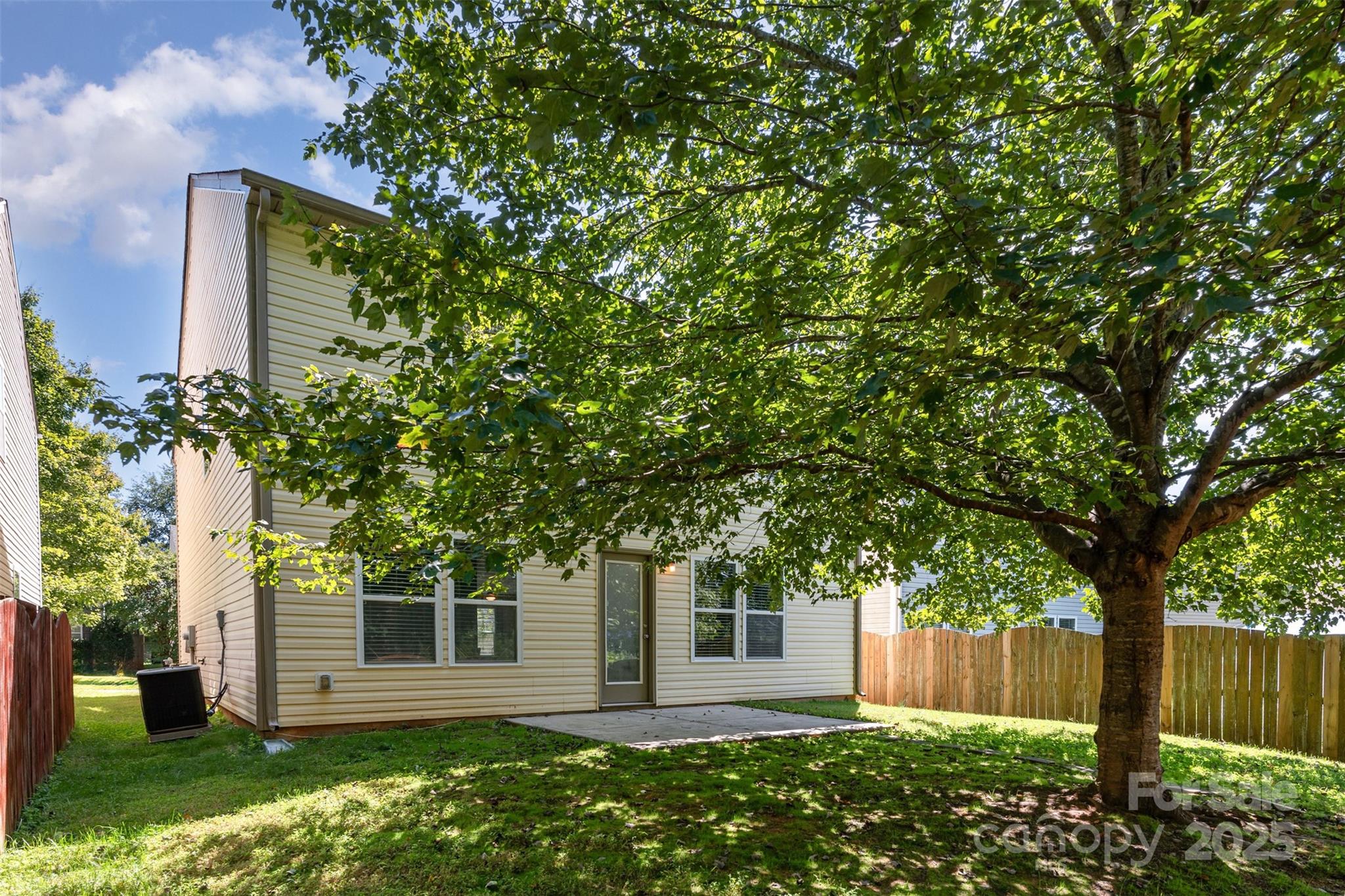 property viewer photo 26