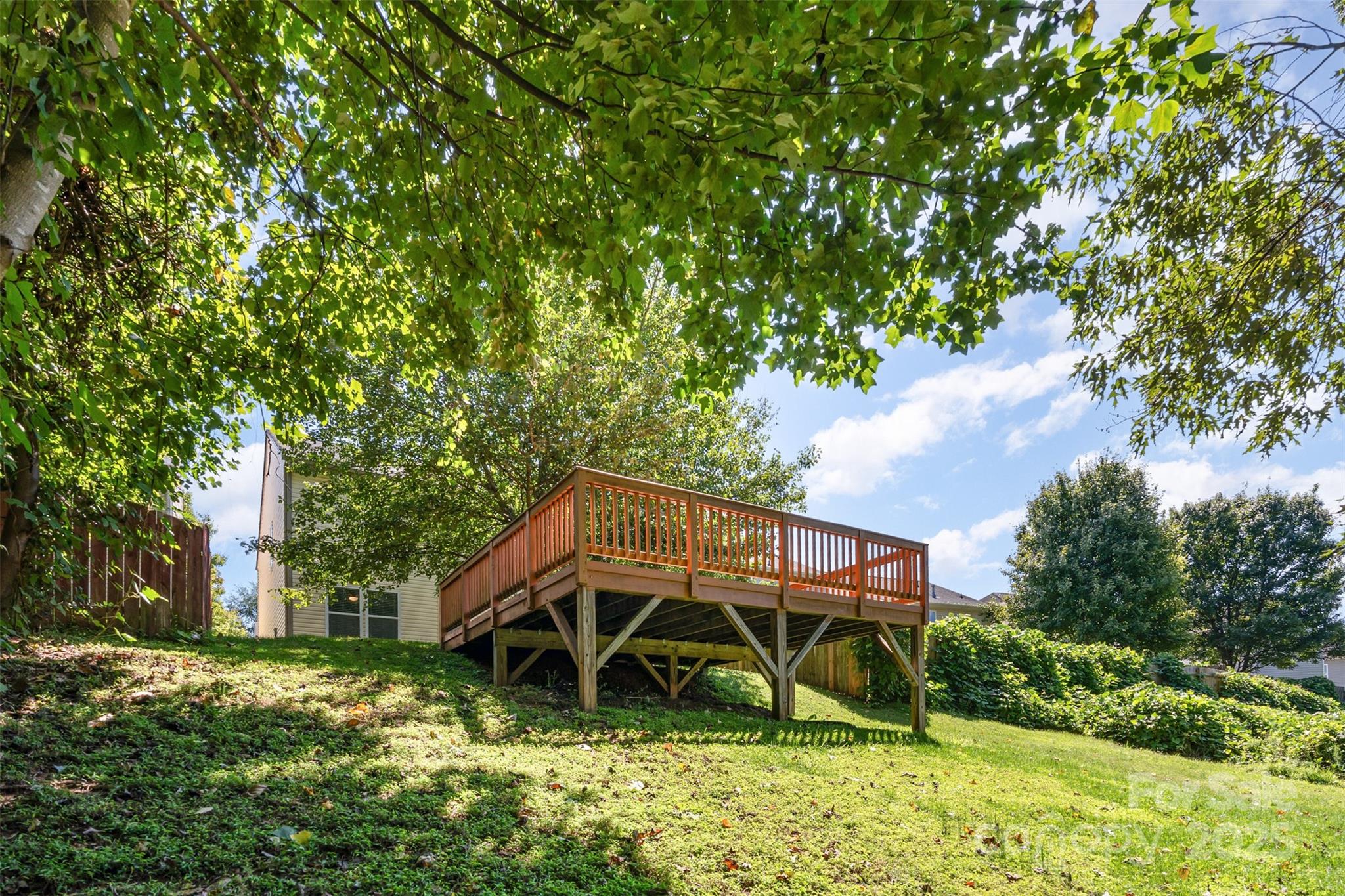 property viewer photo 30