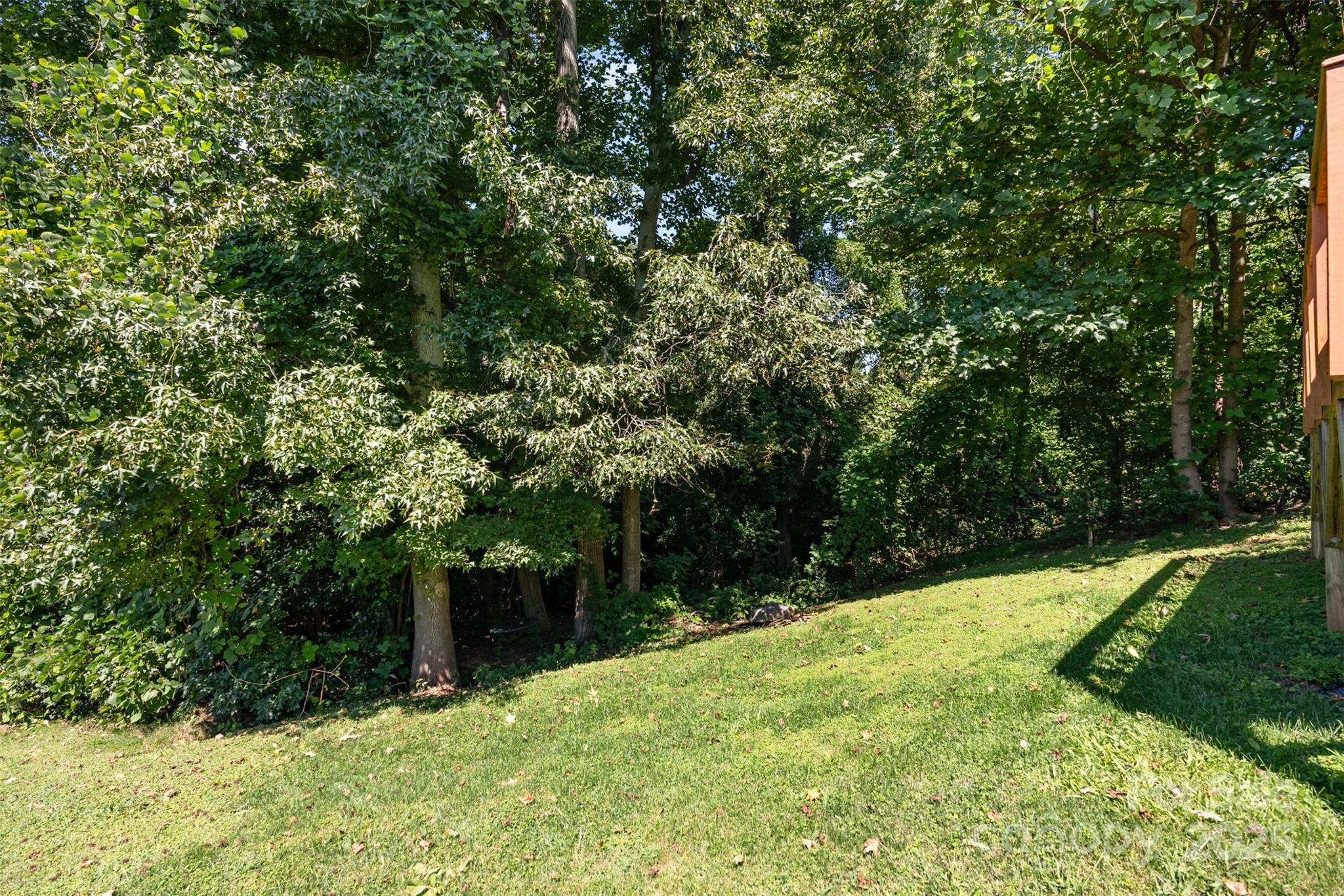 property viewer photo 31