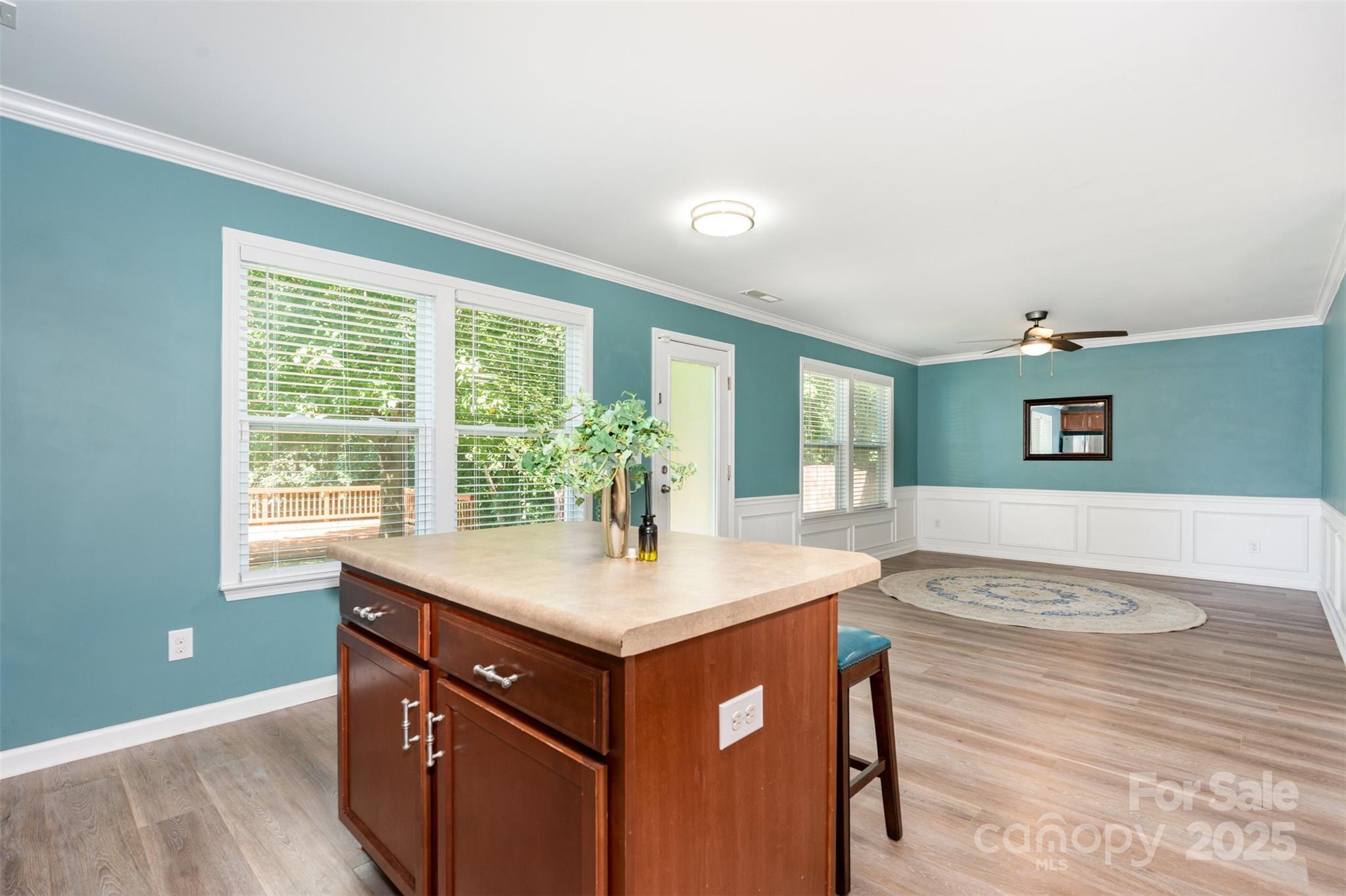 property viewer photo 8