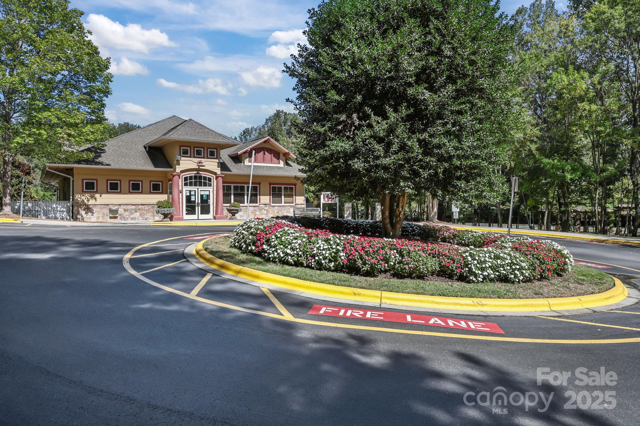 property viewer photo 32