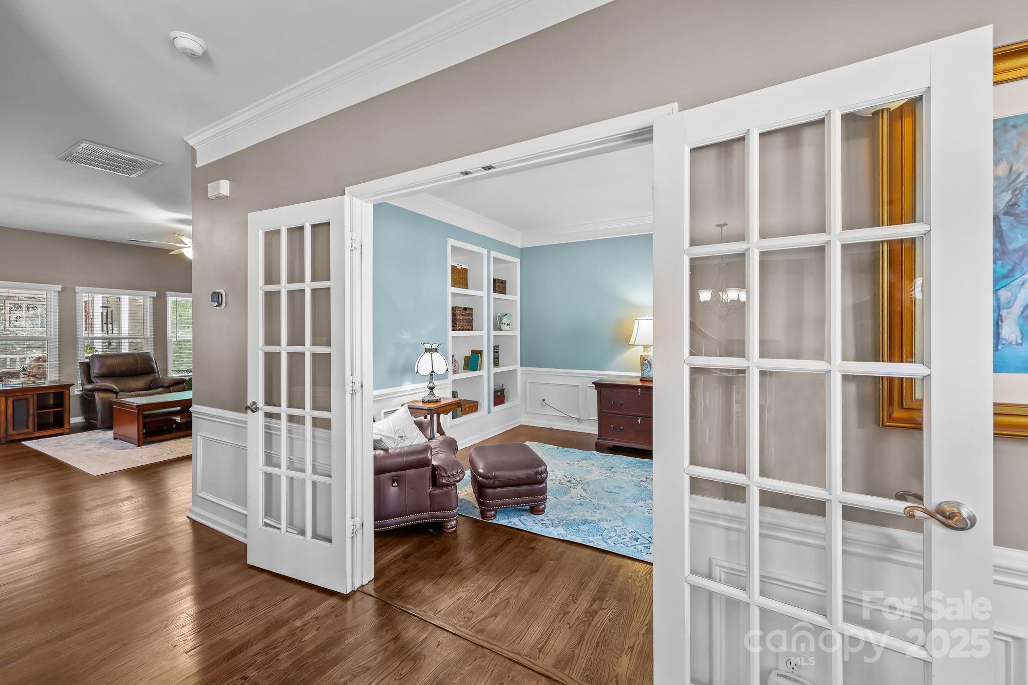 property viewer photo 5